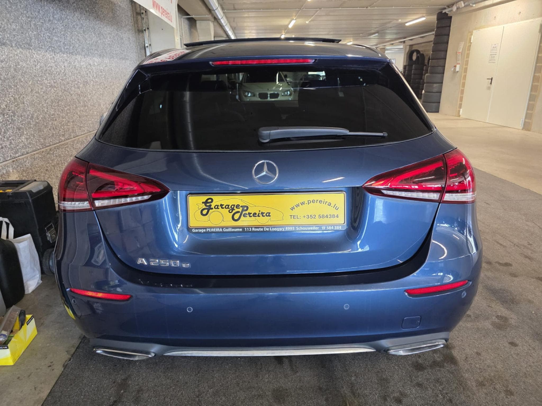 Mercedes A 250 e Plug in PROGRESSIVE LINE PANO CUIR NAVI 1 HAND (2022) - Photo 15