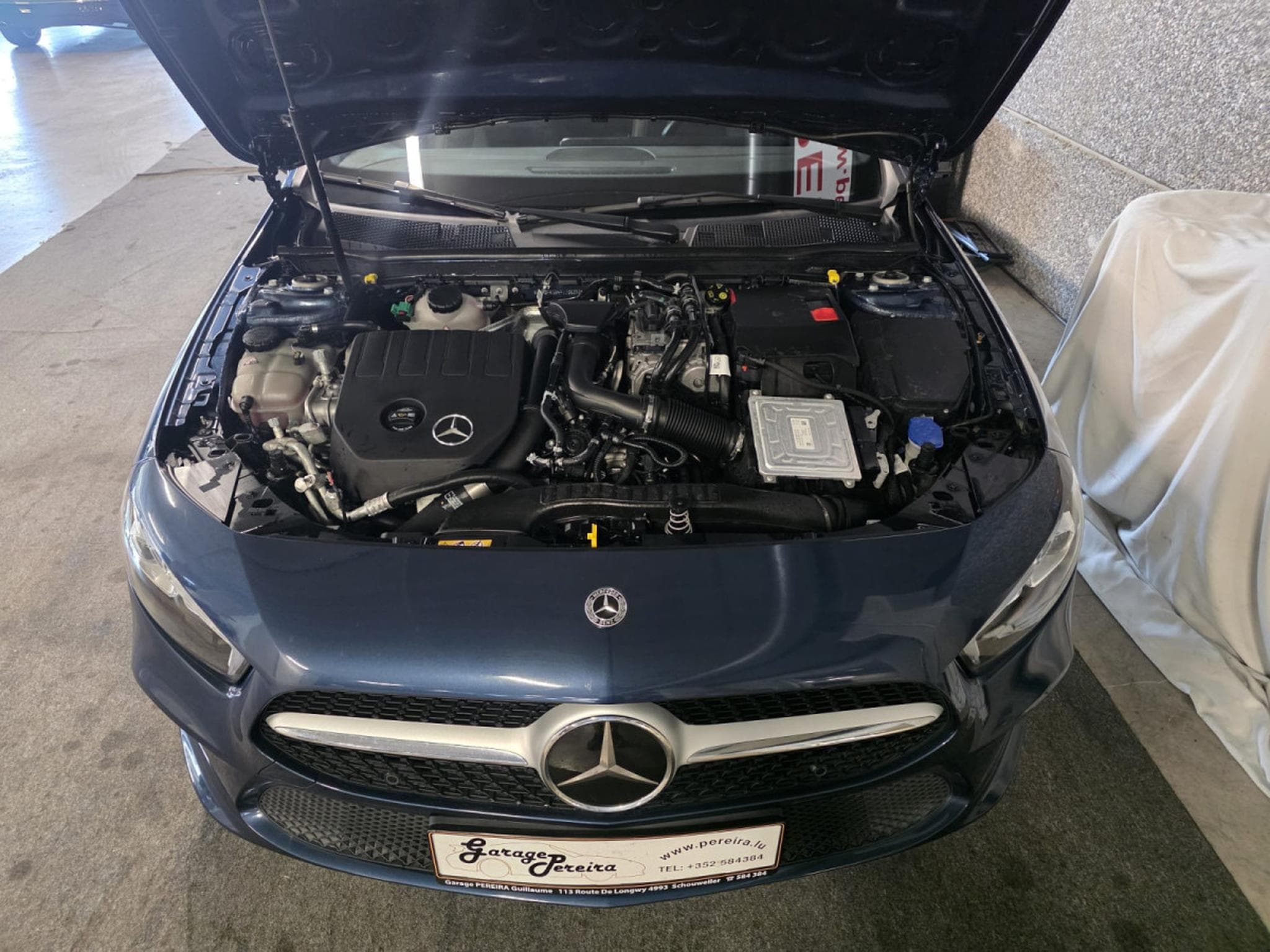 Mercedes A 250 e Plug in PROGRESSIVE LINE PANO CUIR NAVI 1 HAND (2022) - Photo 16