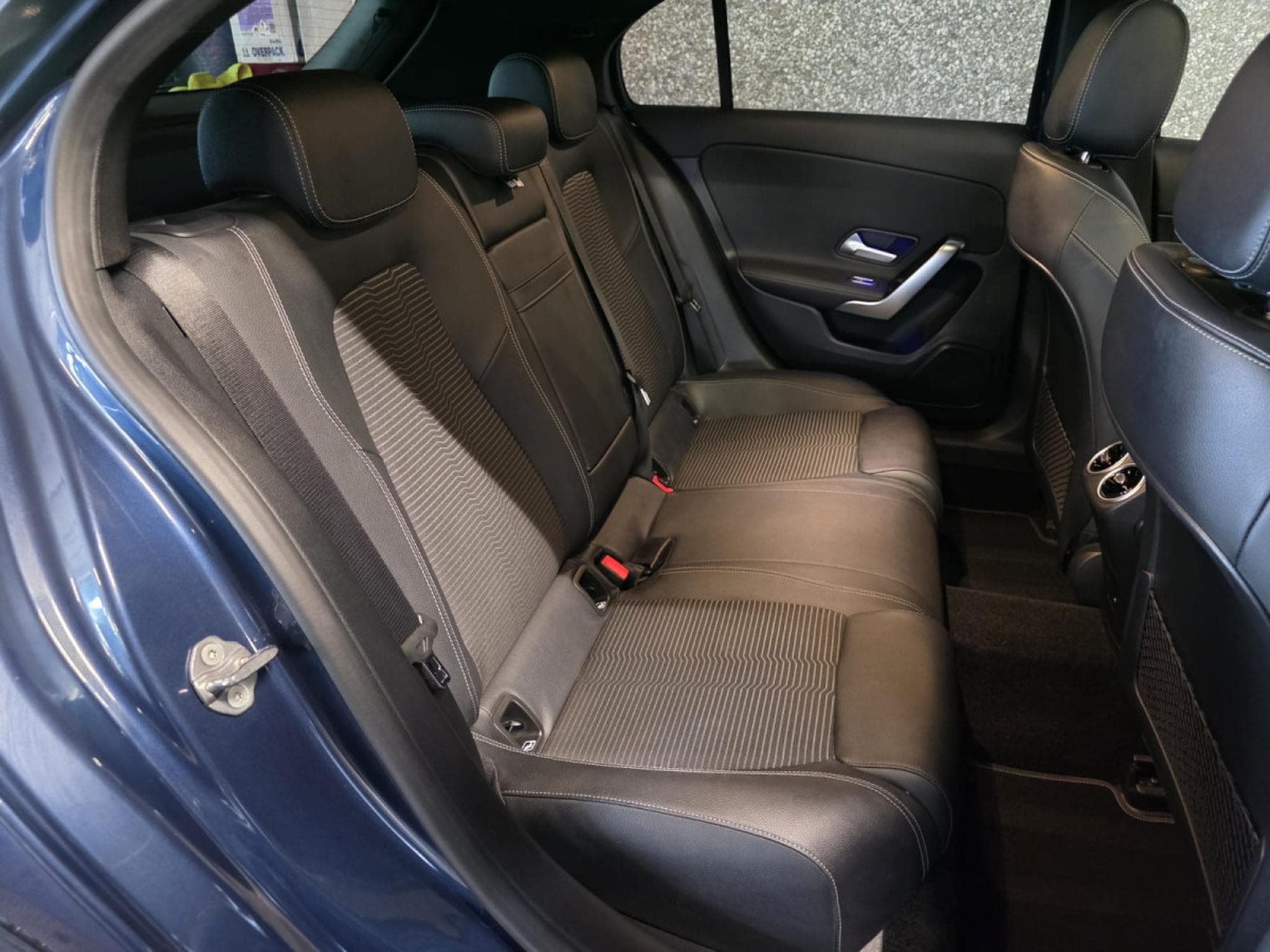Mercedes A 250 e Plug in PROGRESSIVE LINE PANO CUIR NAVI 1 HAND (2022) - Photo 19