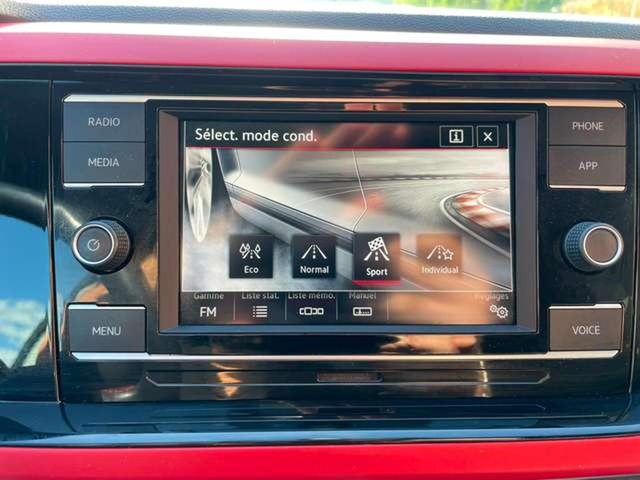 VW Polo Polo 2.0 TSI DSG GTI - 36 MOIS DE GARANTIE (2020) - Photo 20