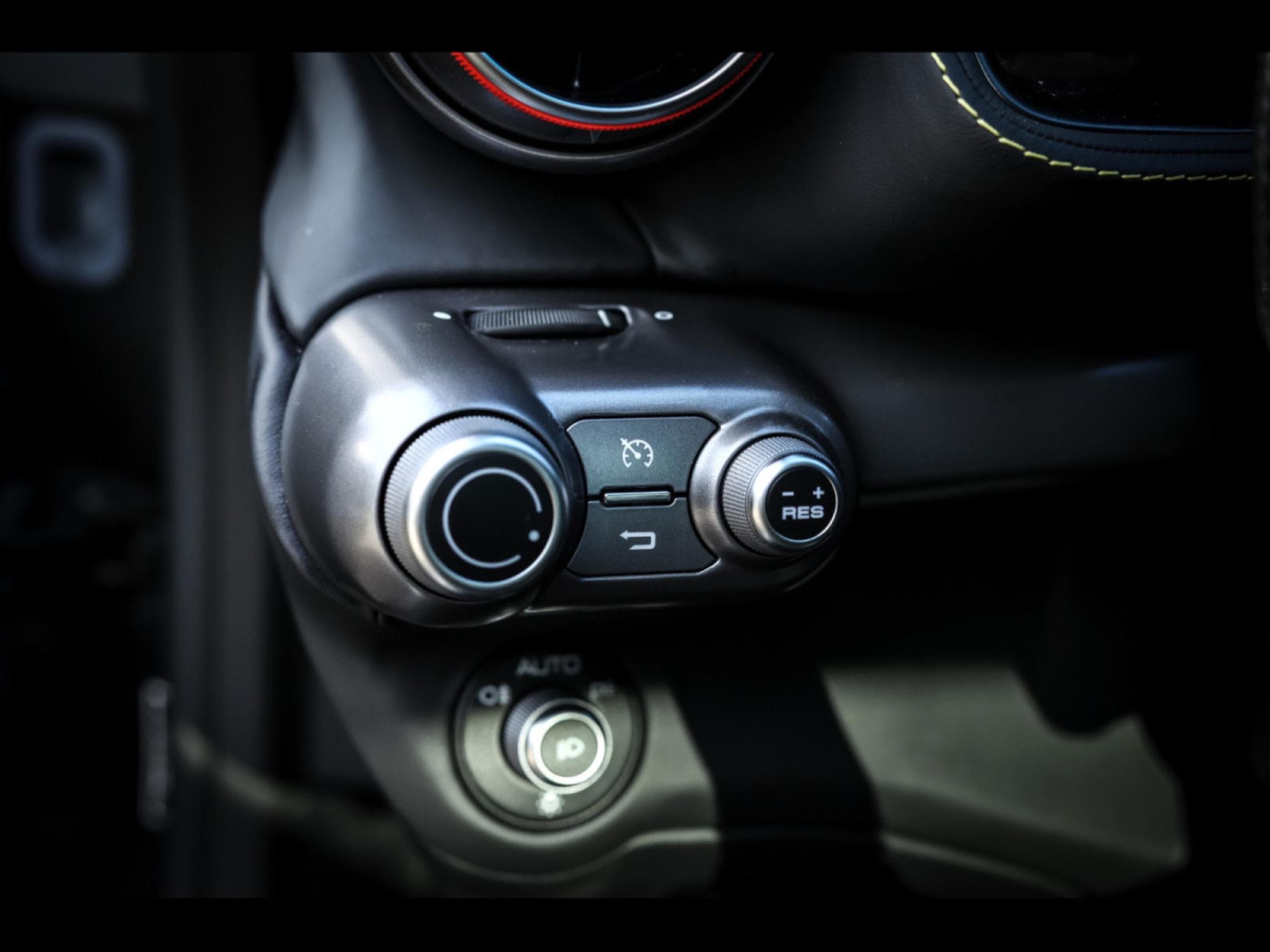Ferrari 812 Superfast 6.5 V12 - GRIGIO SILVERSTONE 740 – FERRARI WARRANT (2020) - Photo 19