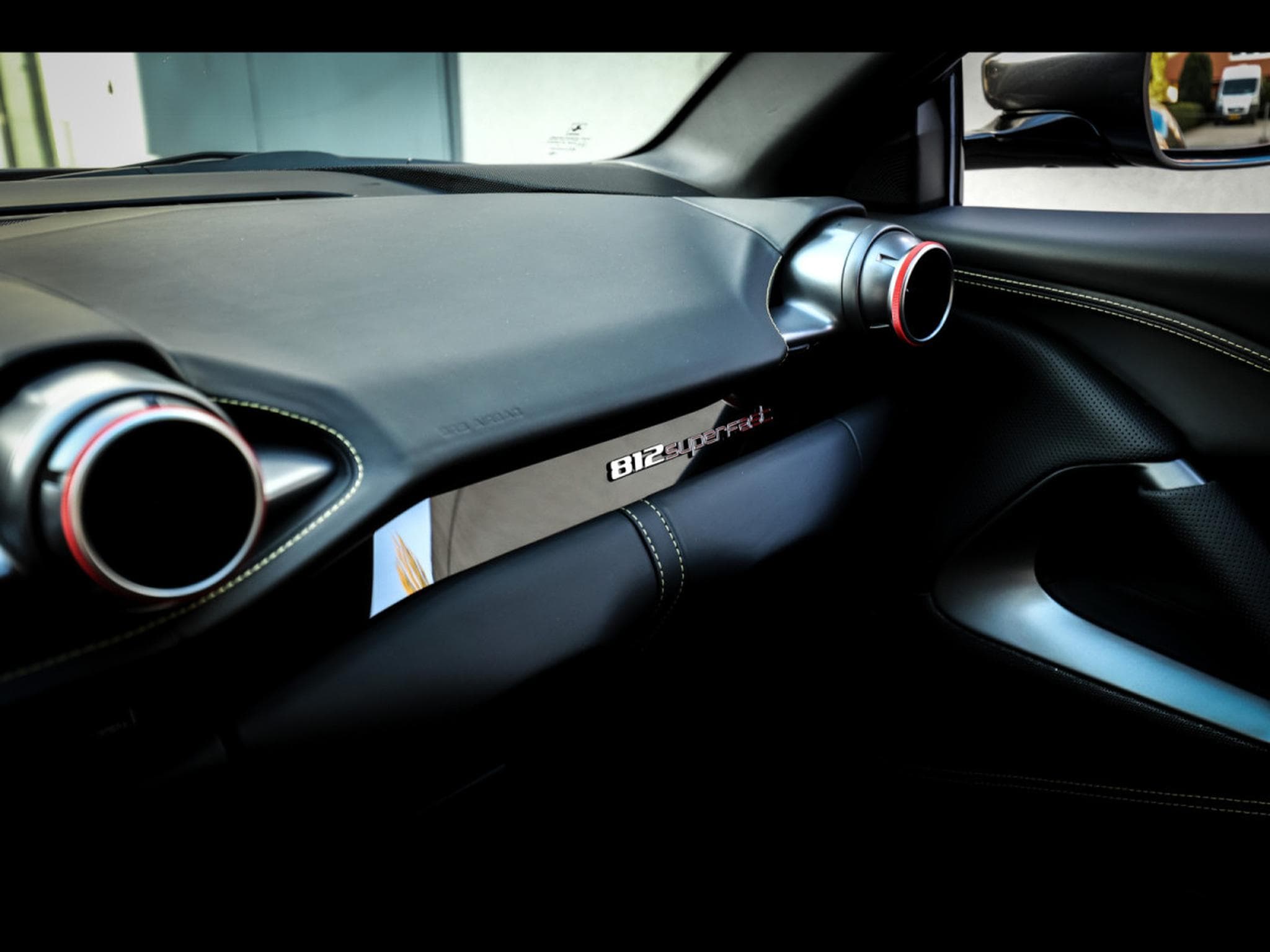 Ferrari 812 Superfast 6.5 V12 - GRIGIO SILVERSTONE 740 – FERRARI WARRANT (2020) - Photo 24