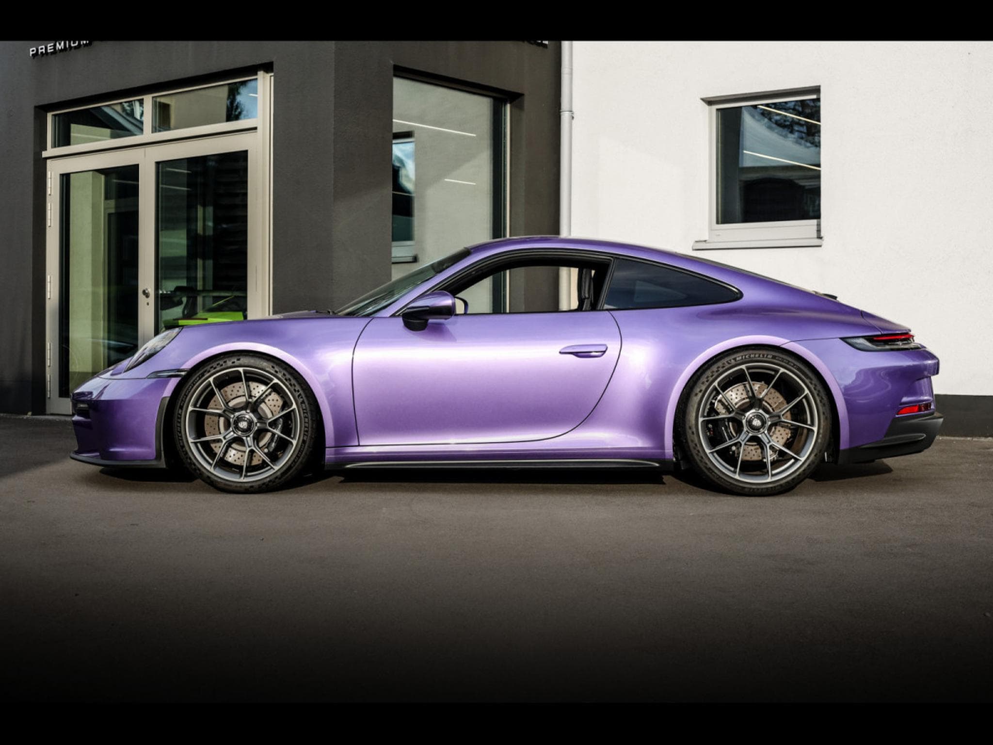 Porsche 911 .1 911 GT3 TOURING PDK – VIOLA PURPLE METALLIC PTS – PORSCHE (2022) - Photo 2