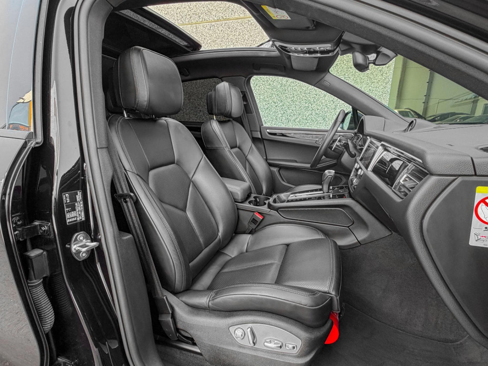 Porsche Macan Porsche Macan S /20/PASM/KEYLESS/360°/Sport Chrono (2023) - Photo 18