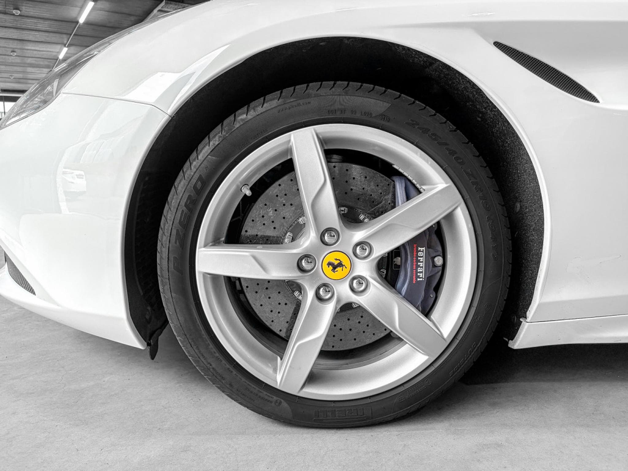 Ferrari California California T / 3.9 V8 / 4-Sitzer / (2015) - Photo 25
