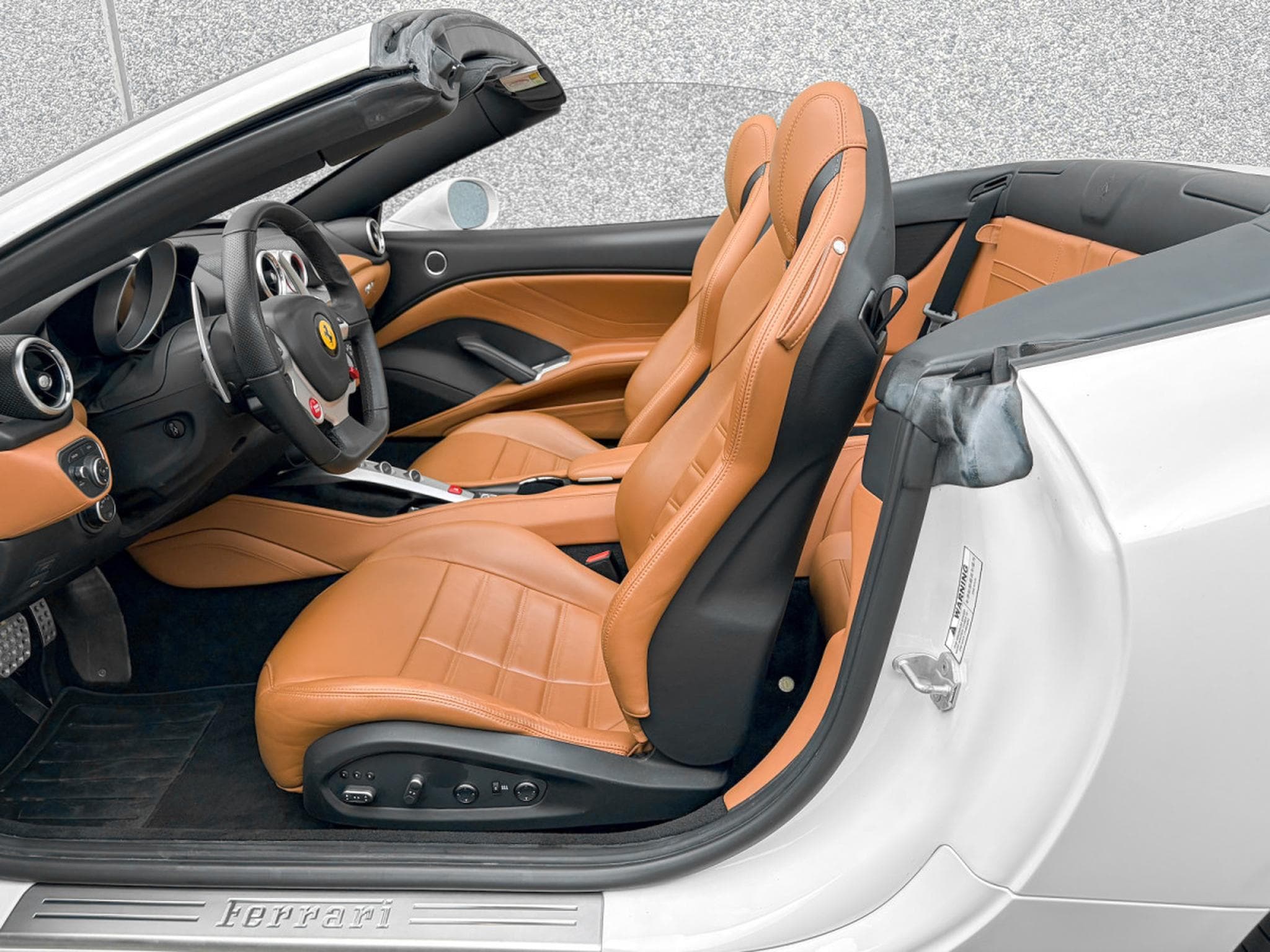Ferrari California California T / 3.9 V8 / 4-Sitzer / (2015) - Photo 6