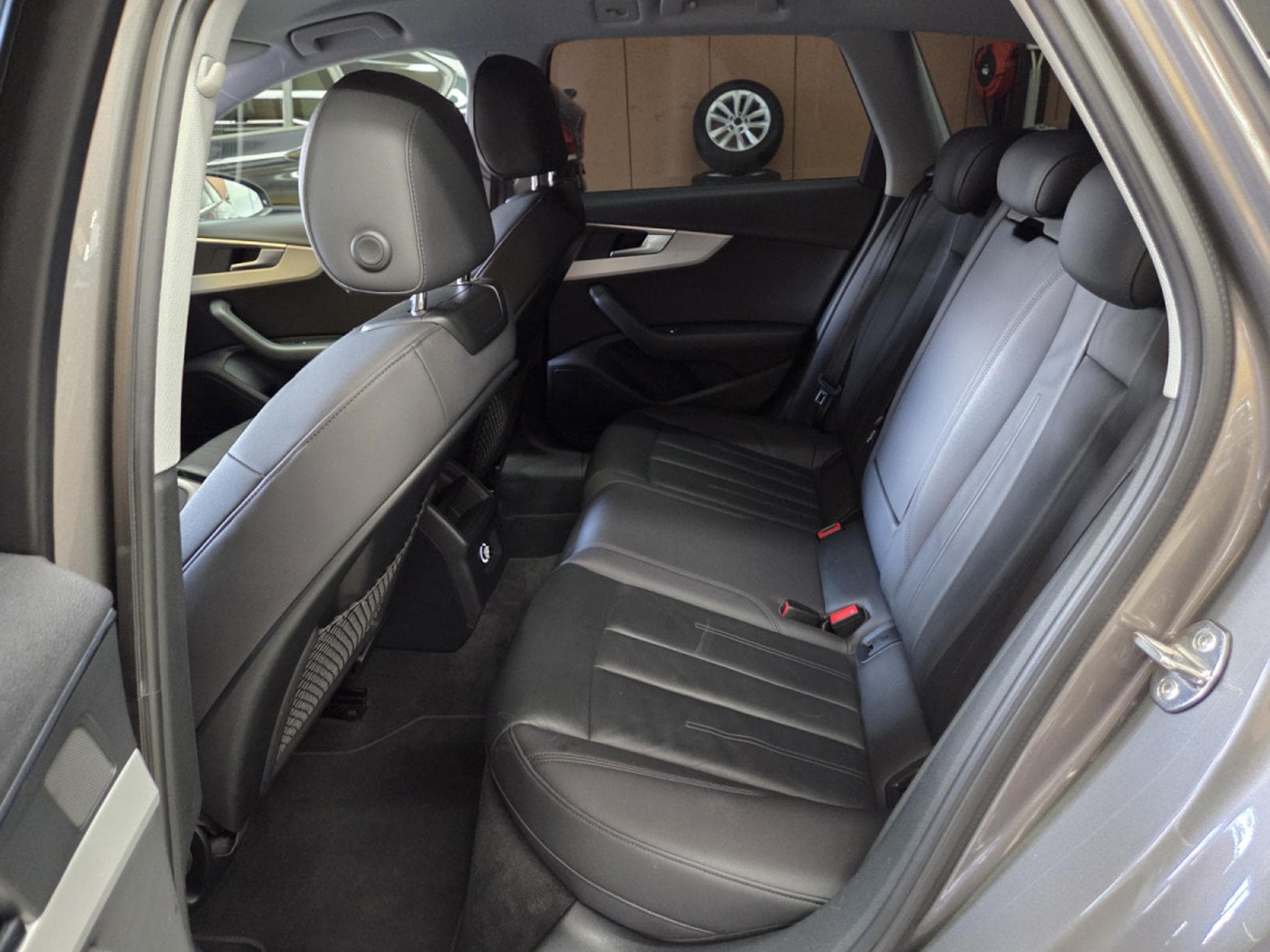 Audi A4 35 TDI 163CV AVANT S-TRONIC (2020) - Photo 19