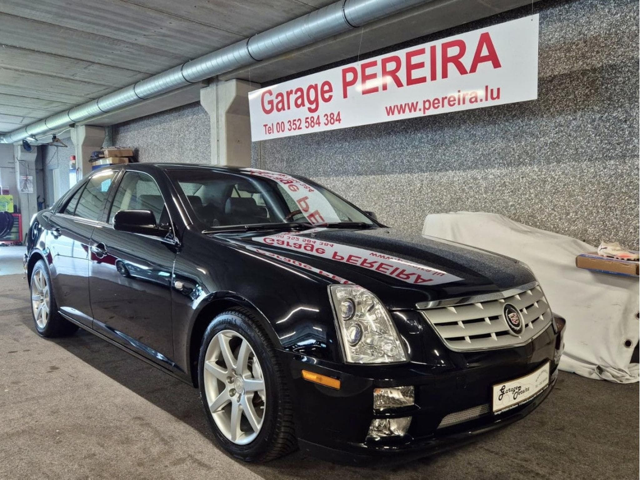 Cadillac STS 4.6 V8 HEAD UP BOSE CUIR NAVI EUROPA COC (2010) - Photo 1