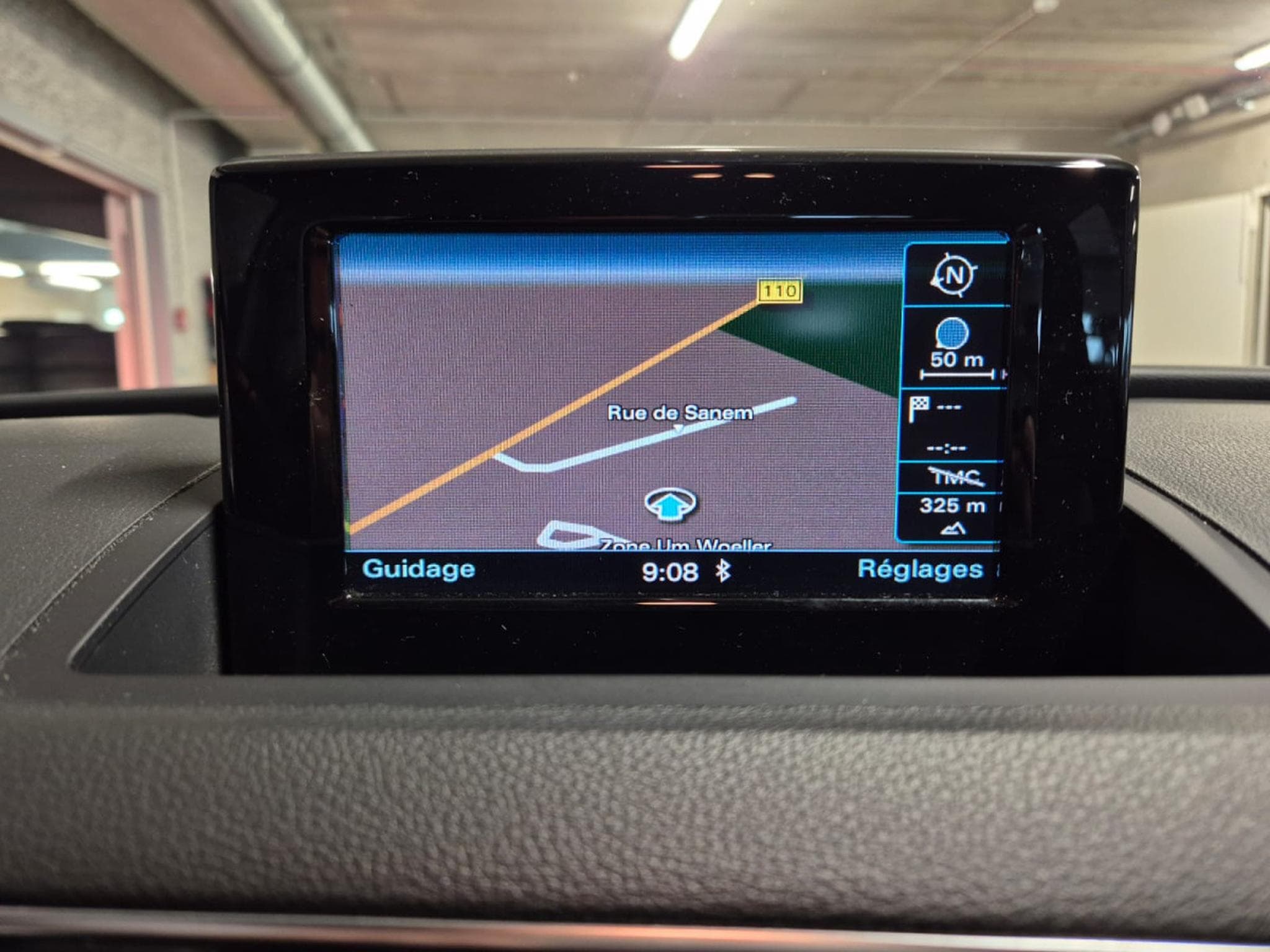 Audi Q3 2.0 TDI 150 BI-XENON NAVI (2015) - Photo 10