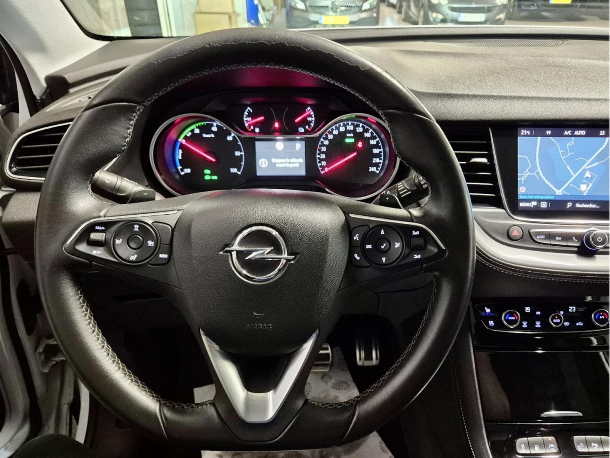 Opel Grandland ULTIMATE PHEV NAVI 360CAM CUIR 1 HAND (2021) - Photo 7