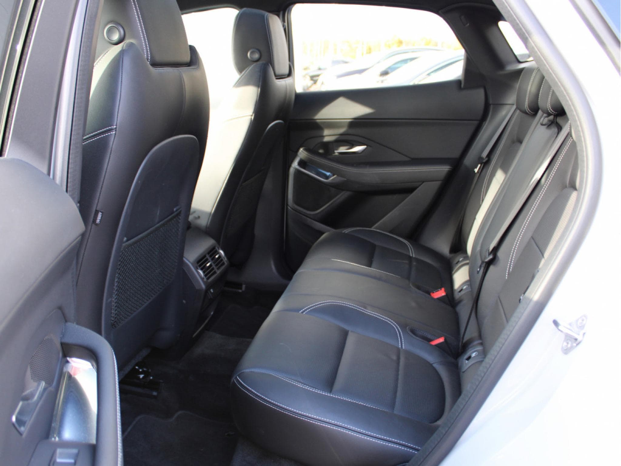 Jaguar E-Pace D 180 AWD R-DYNAMIC PANO CUIR NAVI (2020) - Photo 11