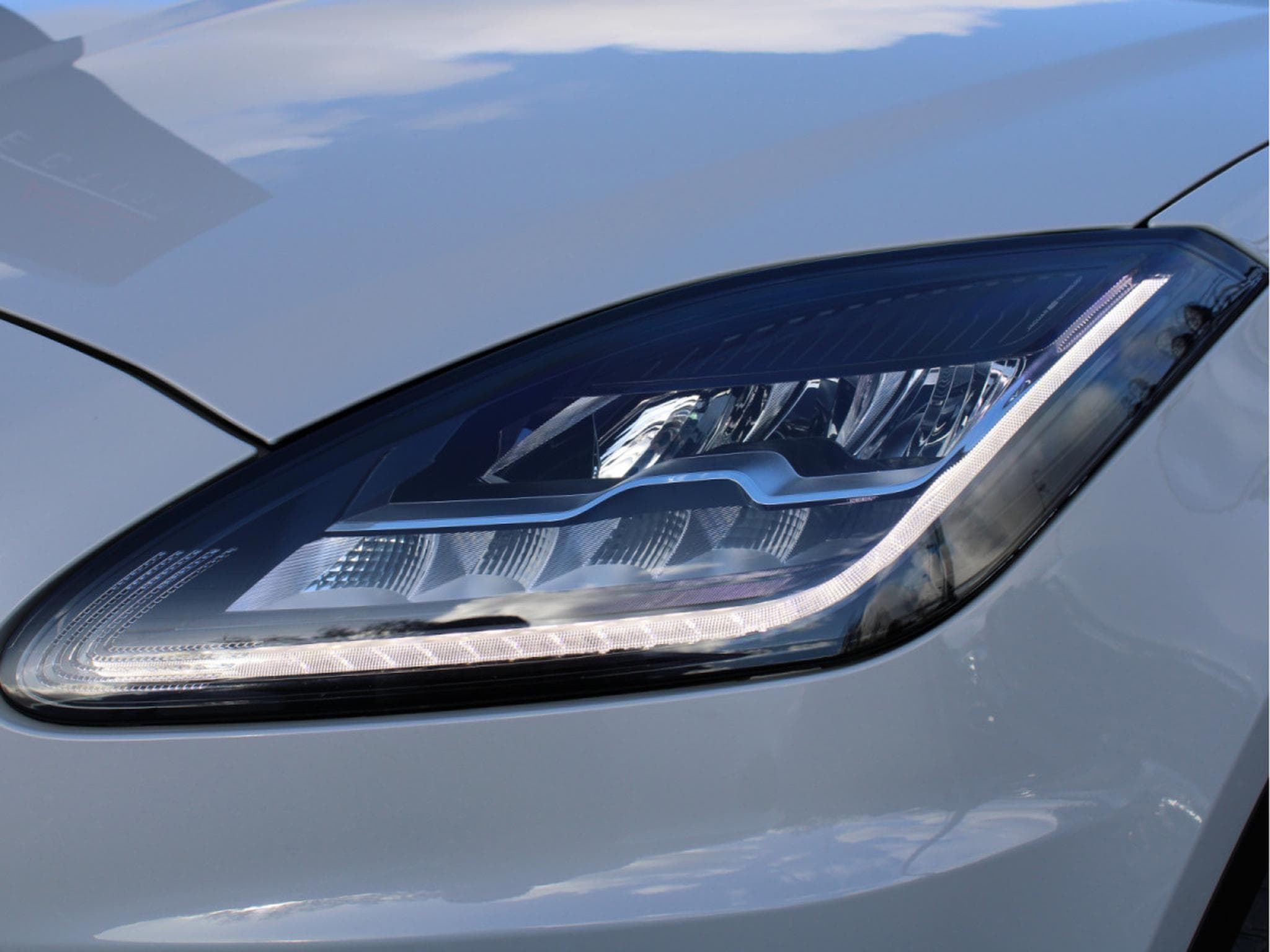 Jaguar E-Pace D 180 AWD R-DYNAMIC PANO CUIR NAVI (2020) - Photo 20