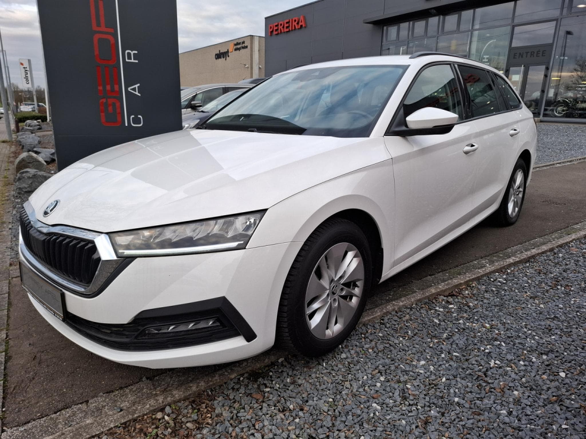 Skoda Octavia 2.0 TDI COMBI AMBITION LED (2020) - Photo 4