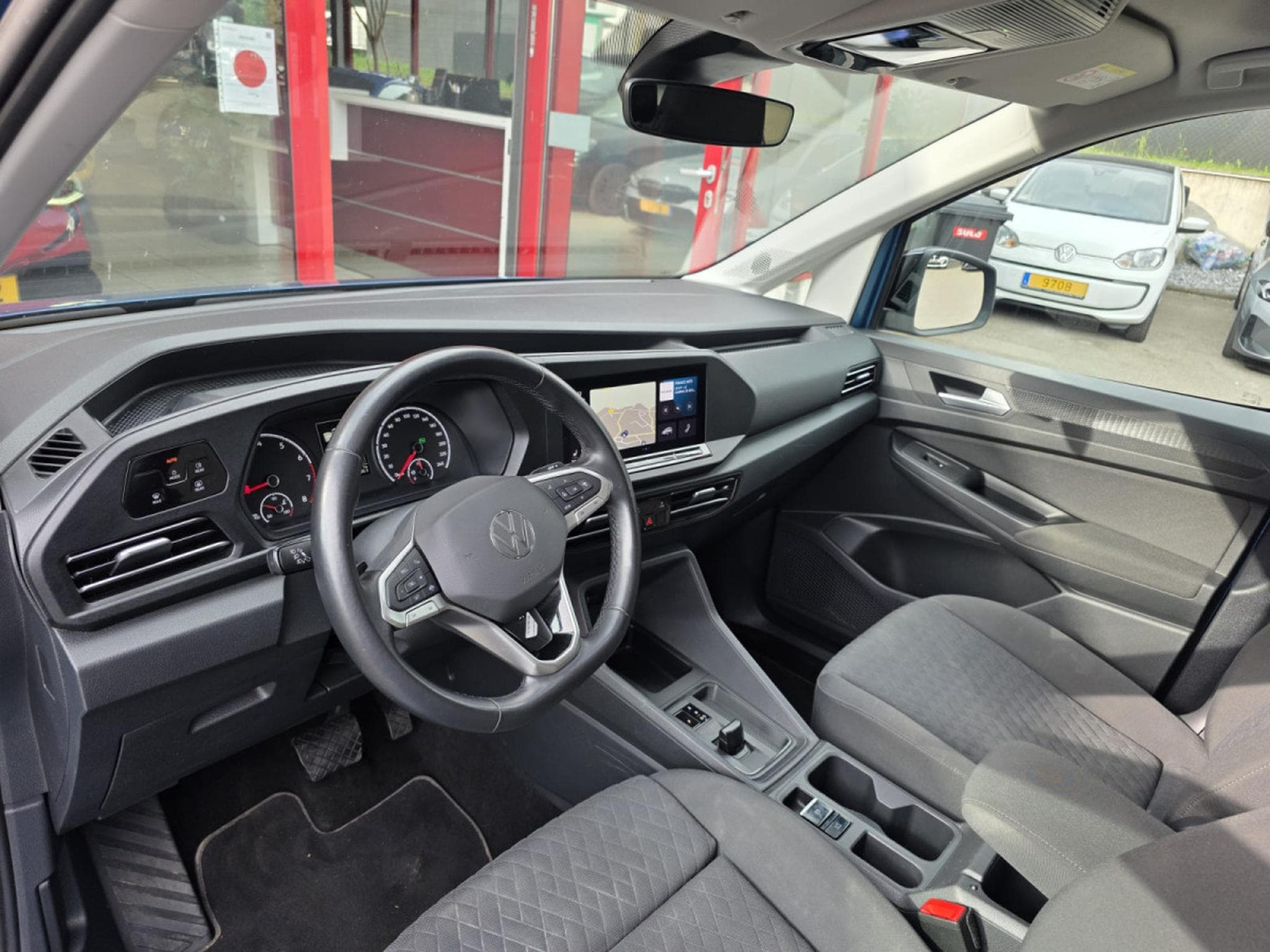 VW Caddy 1.5 TSI DSG LIFE 5 SITZE PANO NAVI 1 HAND (2021) - Photo 5