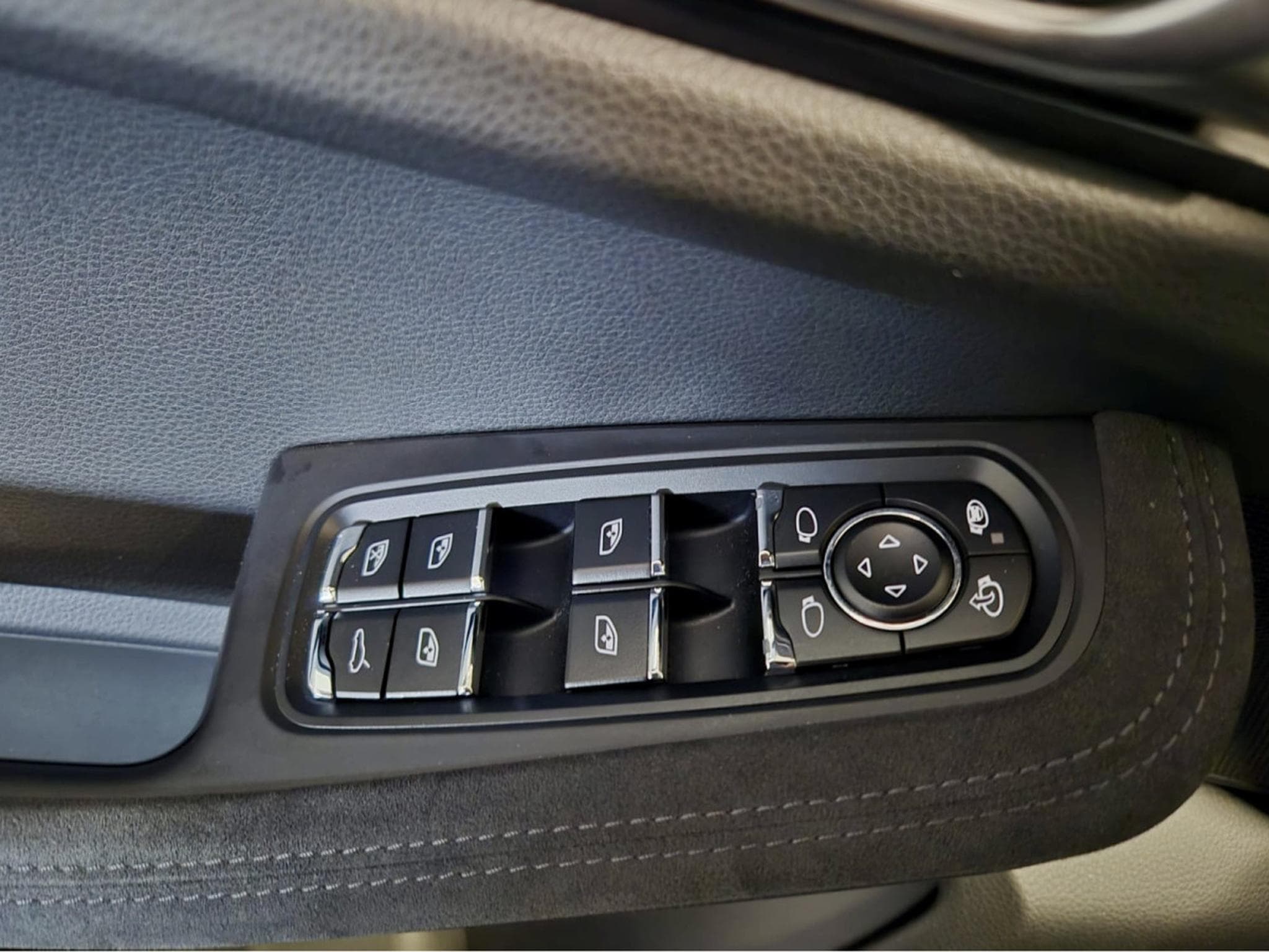 Porsche Macan 2.9 GTS PANO CUIR NAVI (2021) - Photo 13