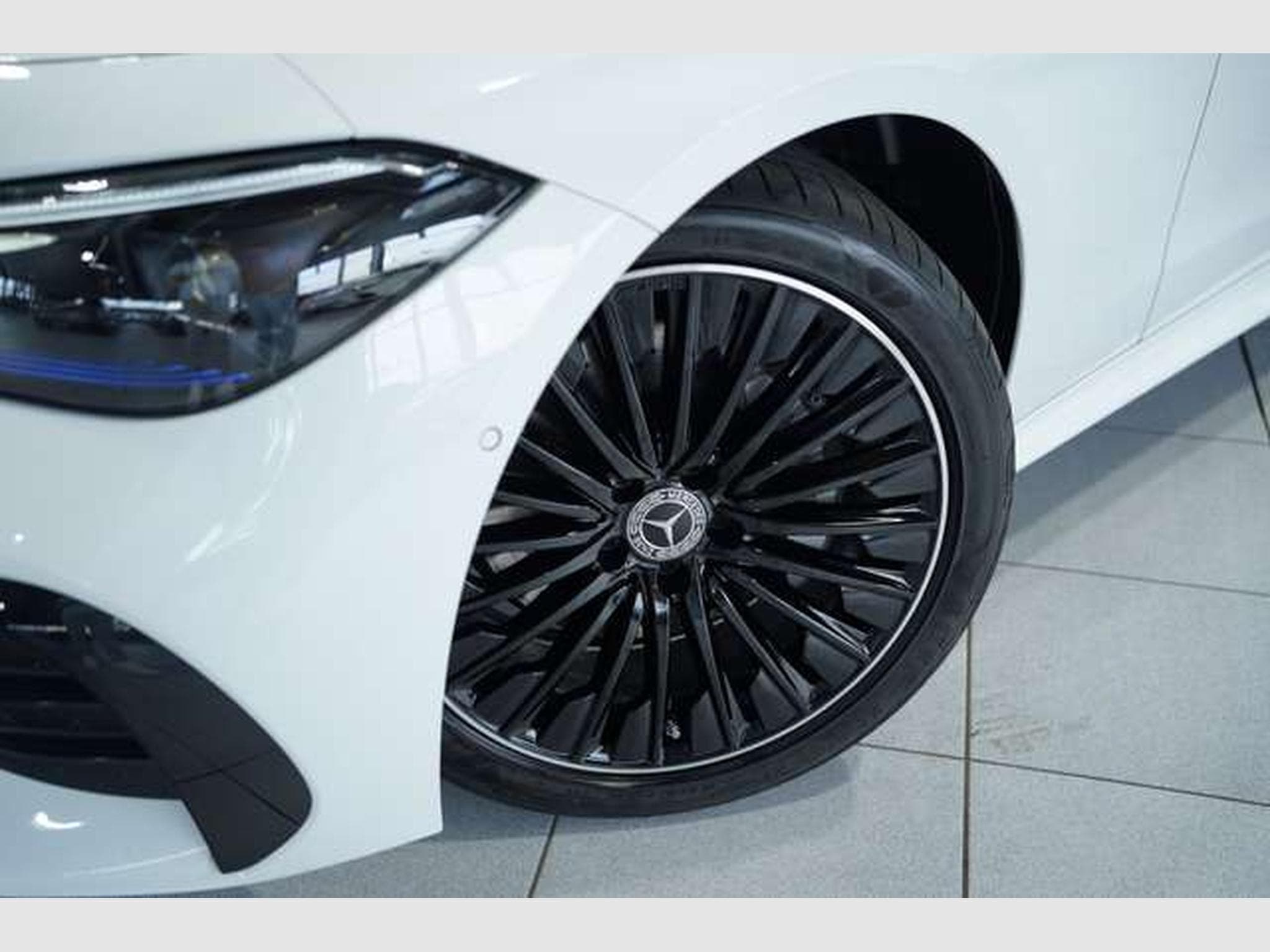 Mercedes CLE 200 AMG Line Premium Coupé *Pano *Night *SHZ (2024) - Photo 3