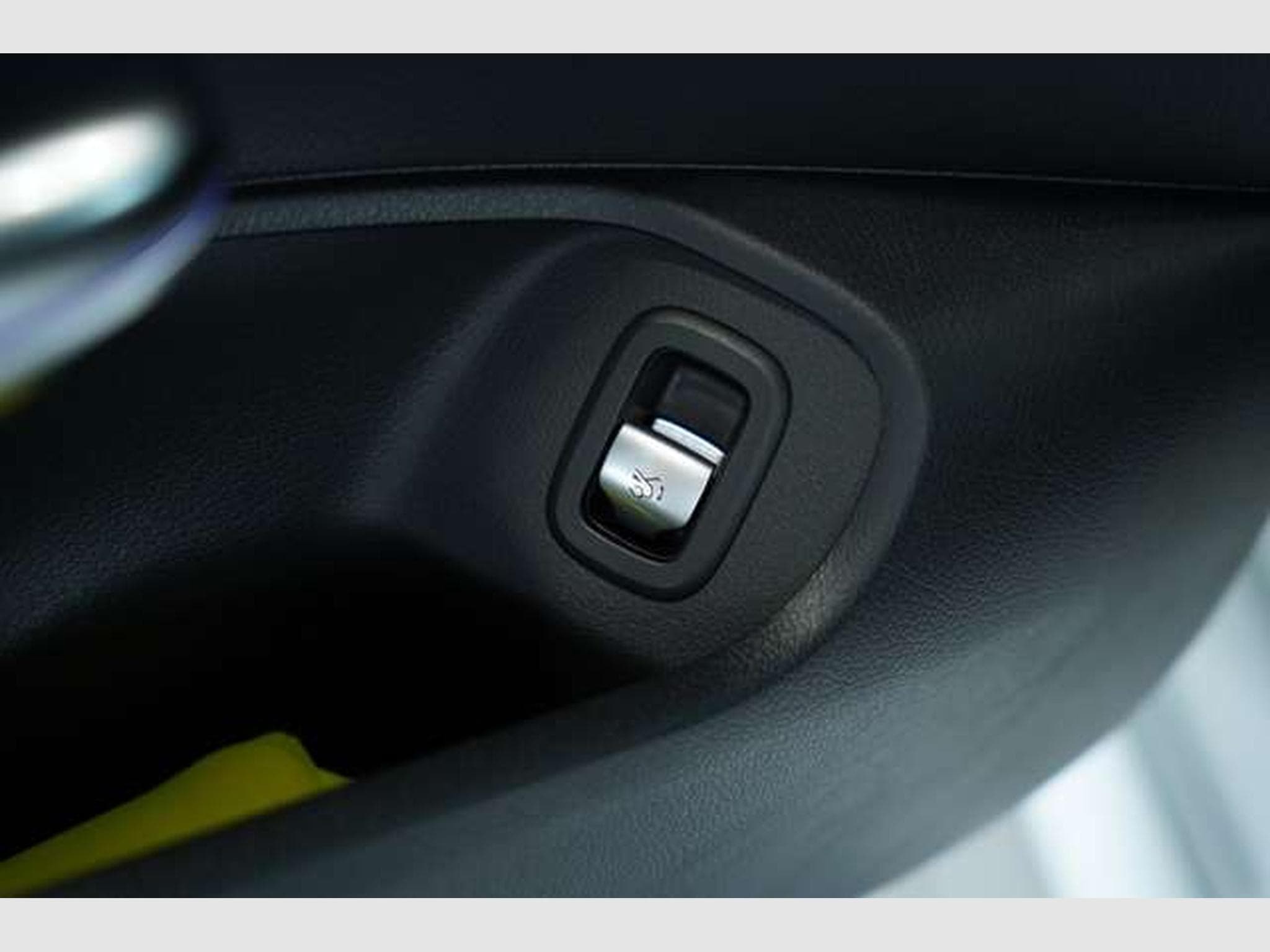 Mercedes CLE 200 AMG Line Premium Coupé *Pano *Night *SHZ (2024) - Photo 30