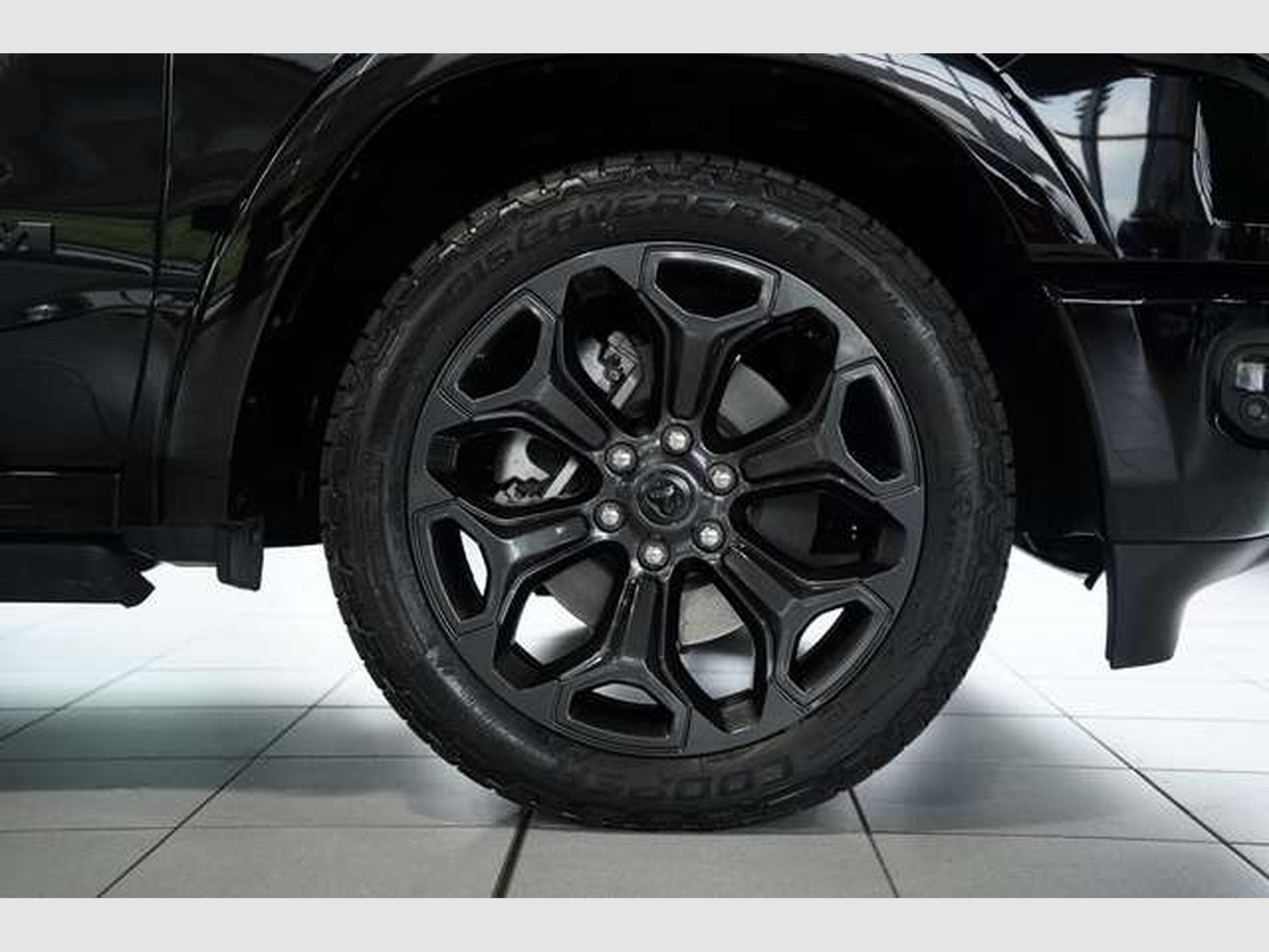 Dodge RAM 1500 Limited 4X4 1.H*Gas-Anlage *360° *GSD (2024) - Photo 10