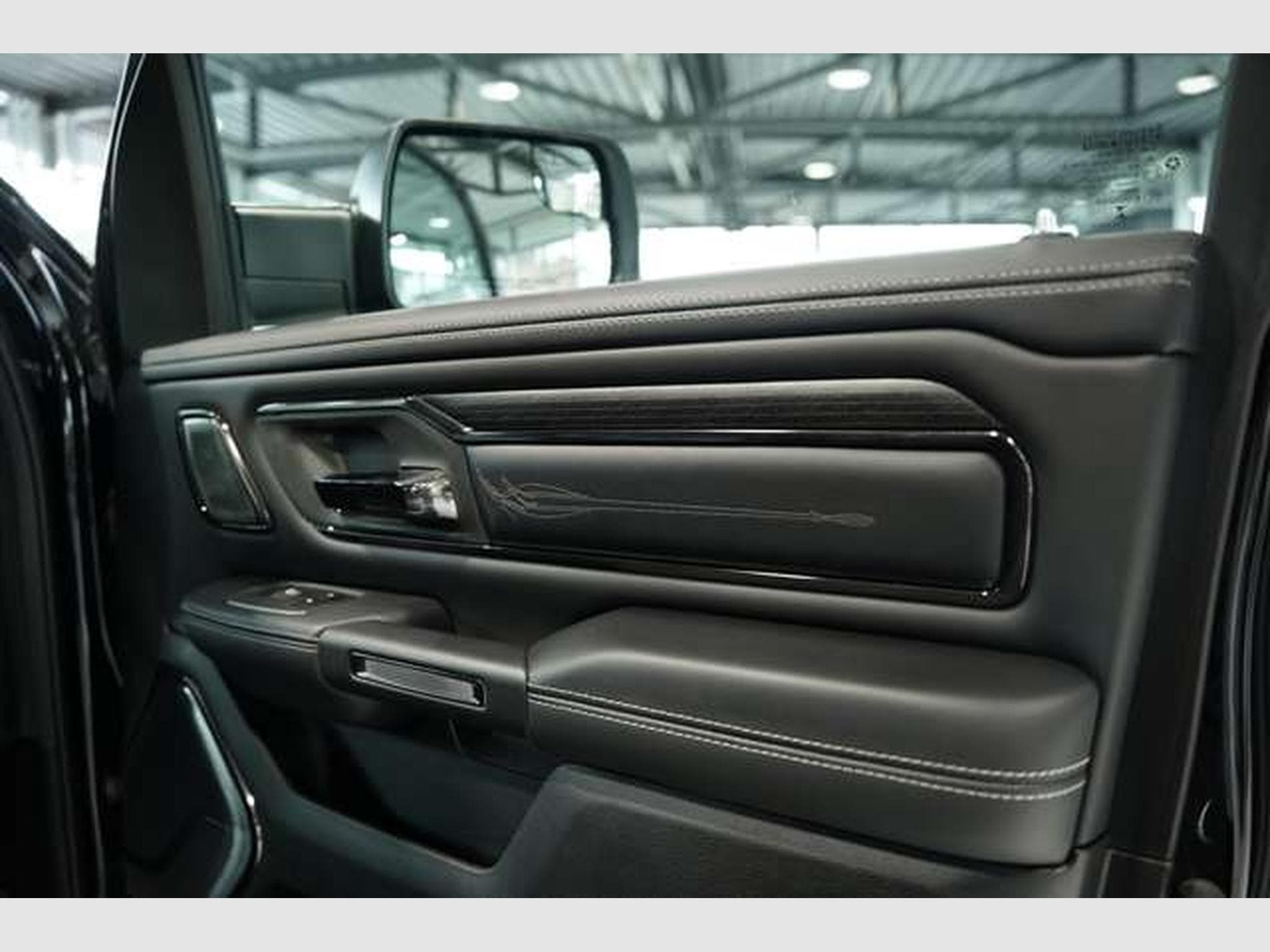Dodge RAM 1500 Limited 4X4 1.H*Gas-Anlage *360° *GSD (2024) - Photo 20