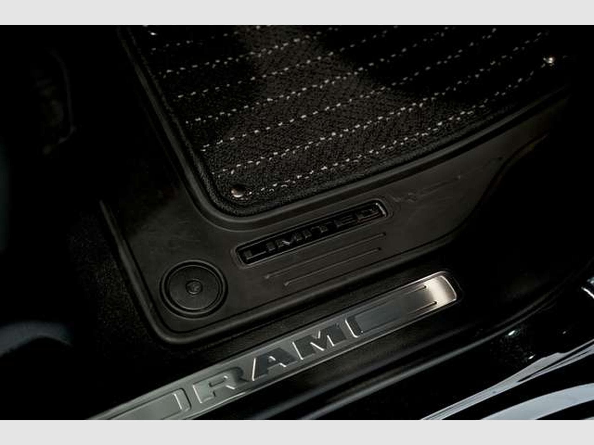 Dodge RAM 1500 Limited 4X4 1.H*Gas-Anlage *360° *GSD (2024) - Photo 21