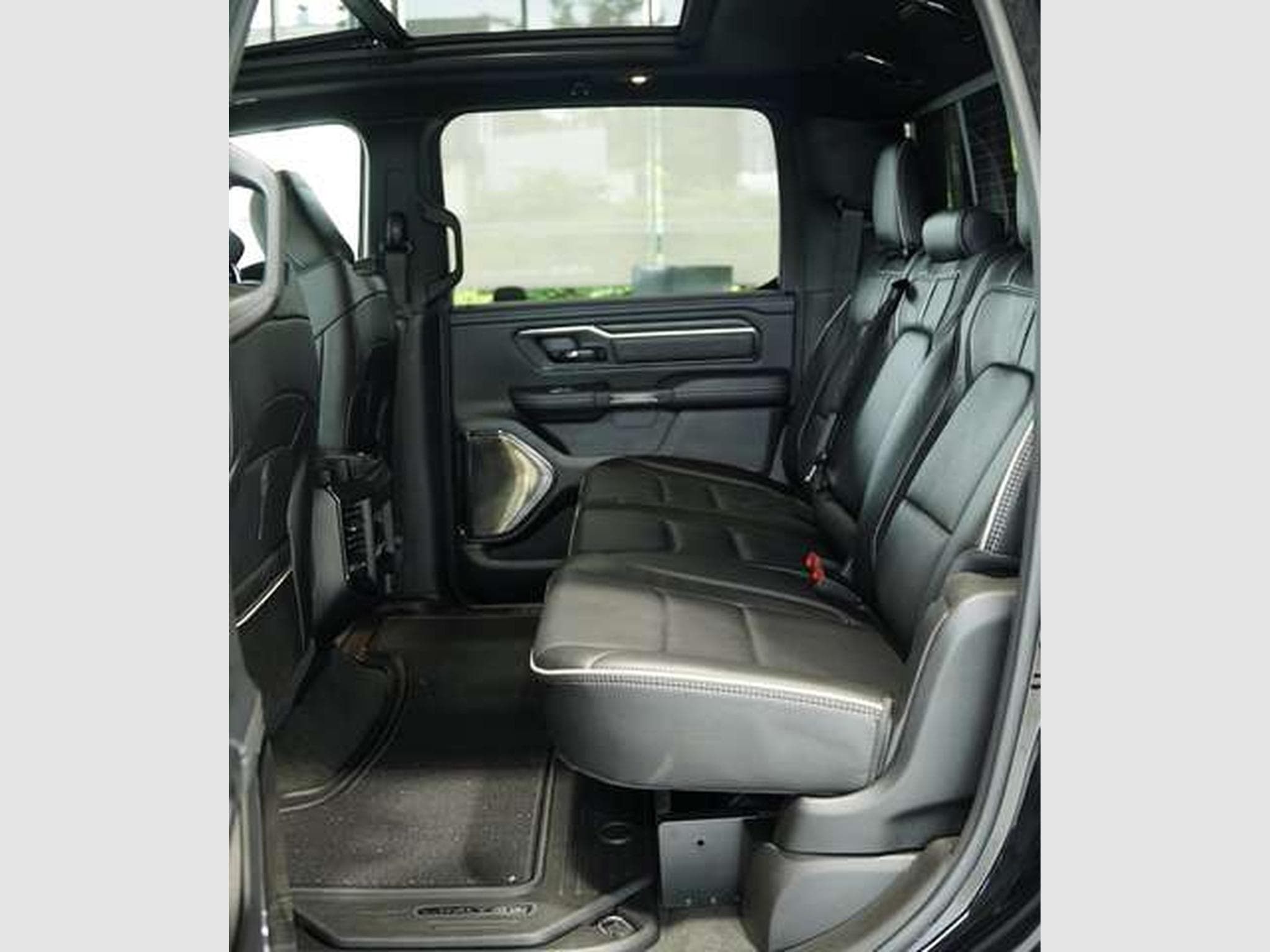 Dodge RAM 1500 Limited 4X4 1.H*Gas-Anlage *360° *GSD (2024) - Photo 27