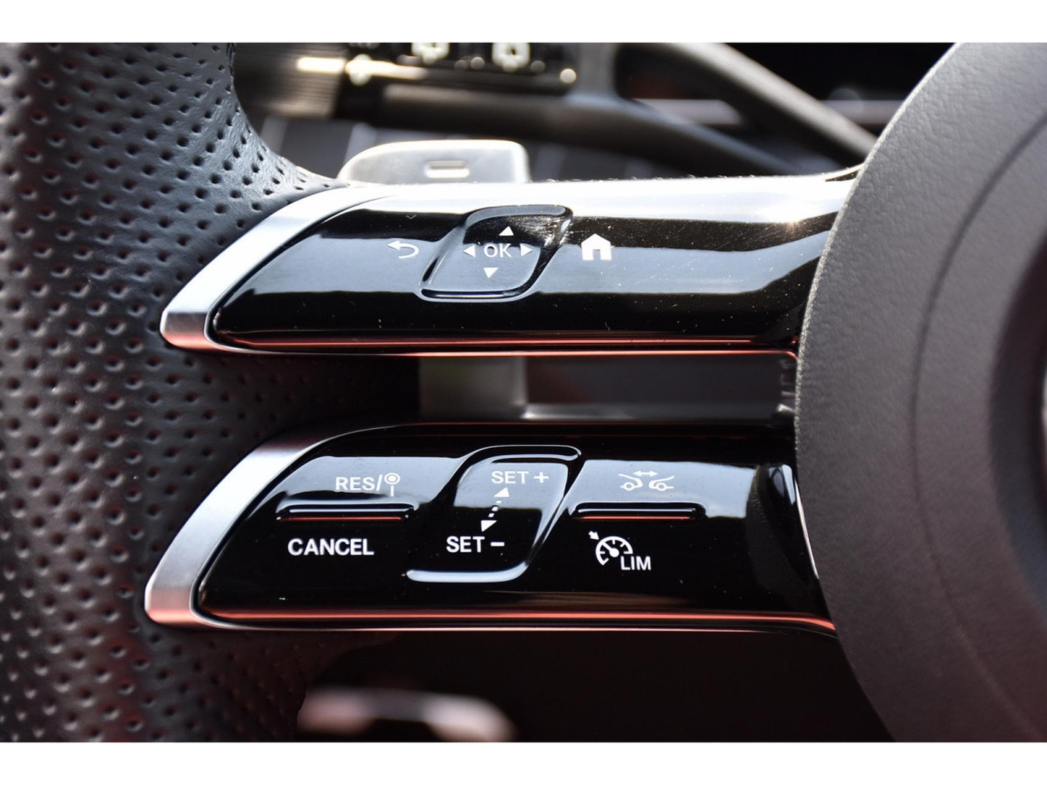 Mercedes C 300 de Break AMG Line 9G-Tronic ACC LANE SIDE CAM 1° MAIN (2025) - Photo 19