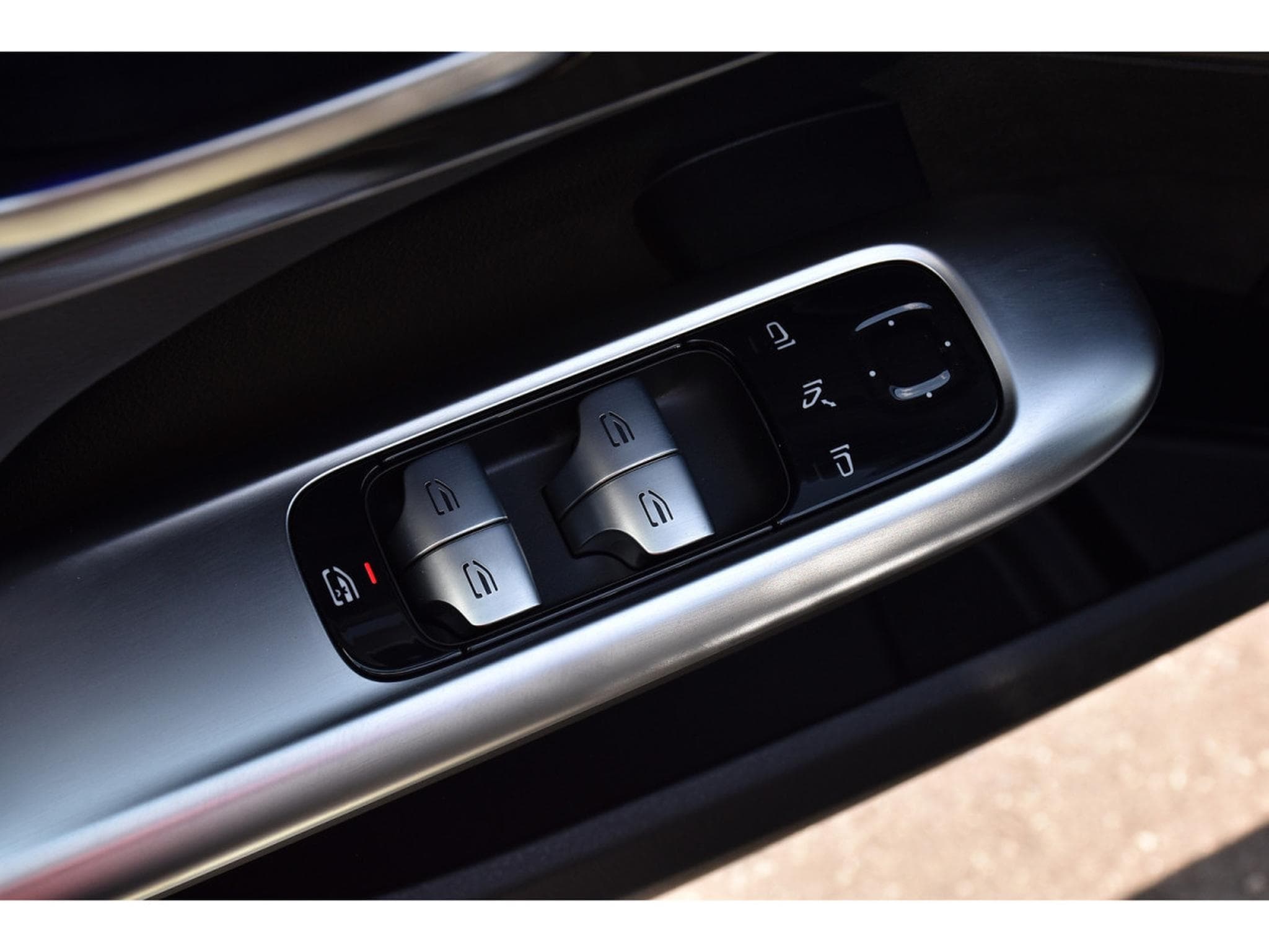 Mercedes C 300 de Break AMG Line 9G-Tronic ACC LANE SIDE CAM 1° MAIN (2025) - Photo 21