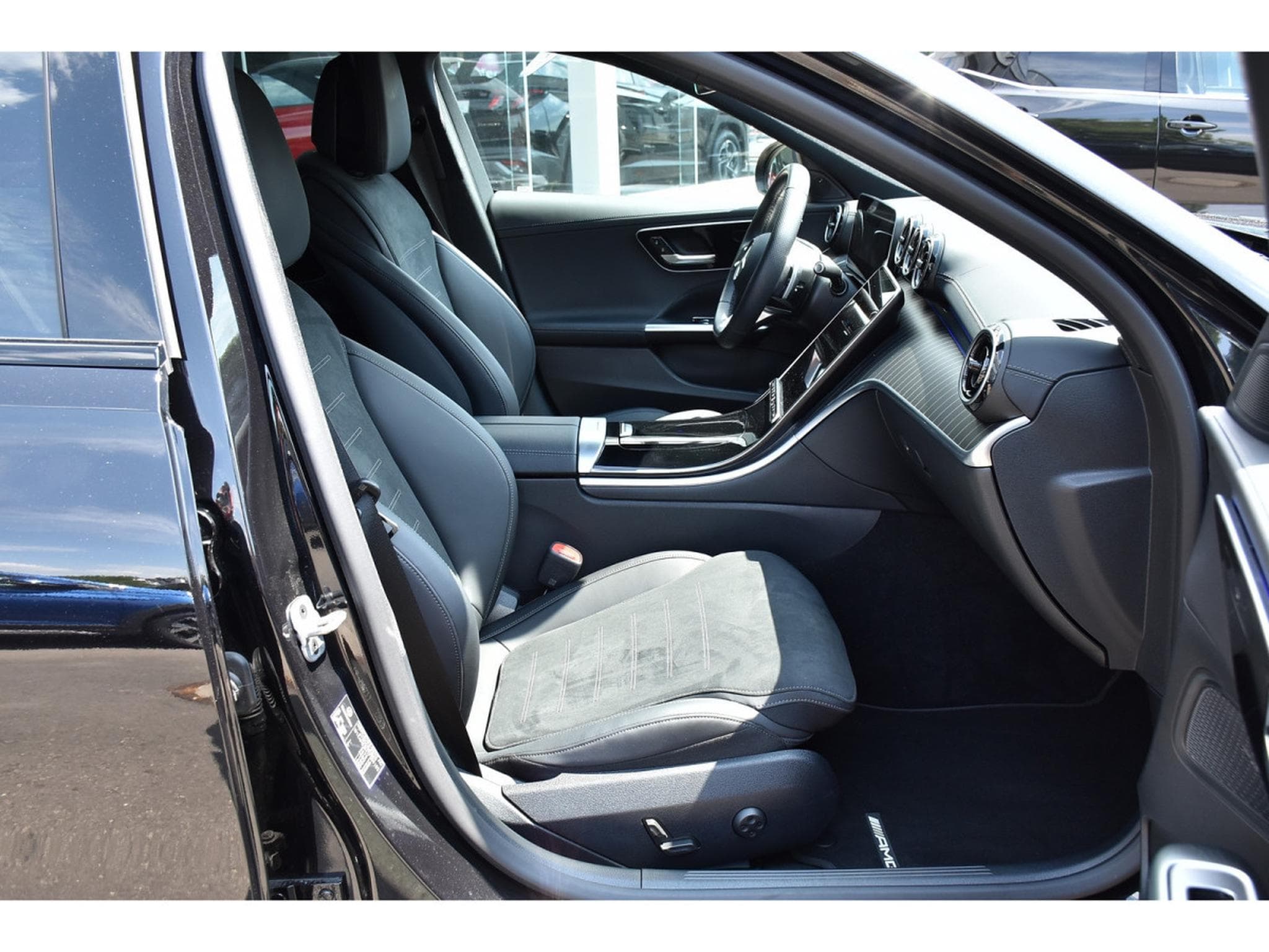 Mercedes C 300 de Break AMG Line 9G-Tronic ACC LANE SIDE CAM 1° MAIN (2025) - Photo 8