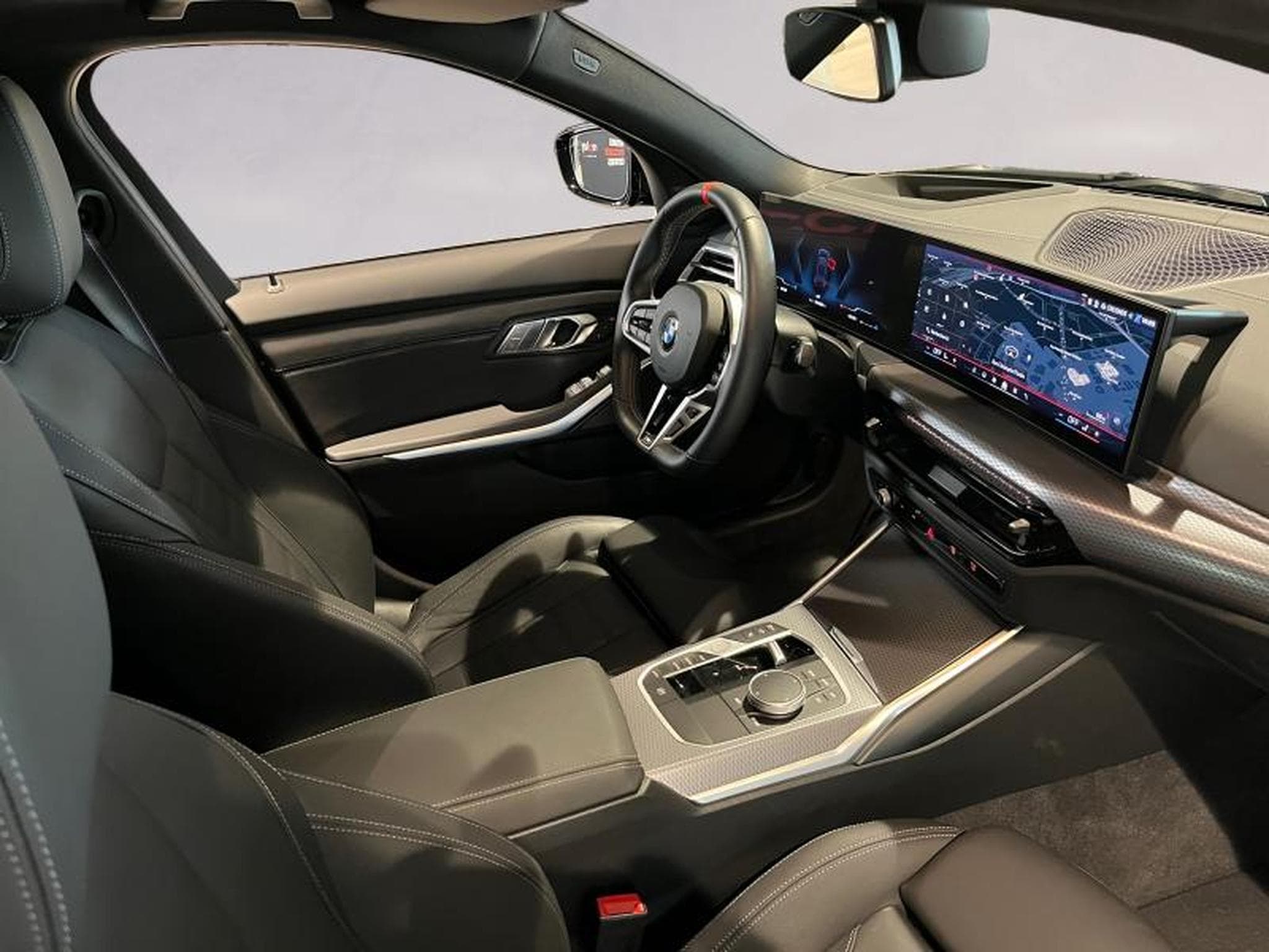 BMW 340 M340d xDrive Touring (2025) - Photo 12