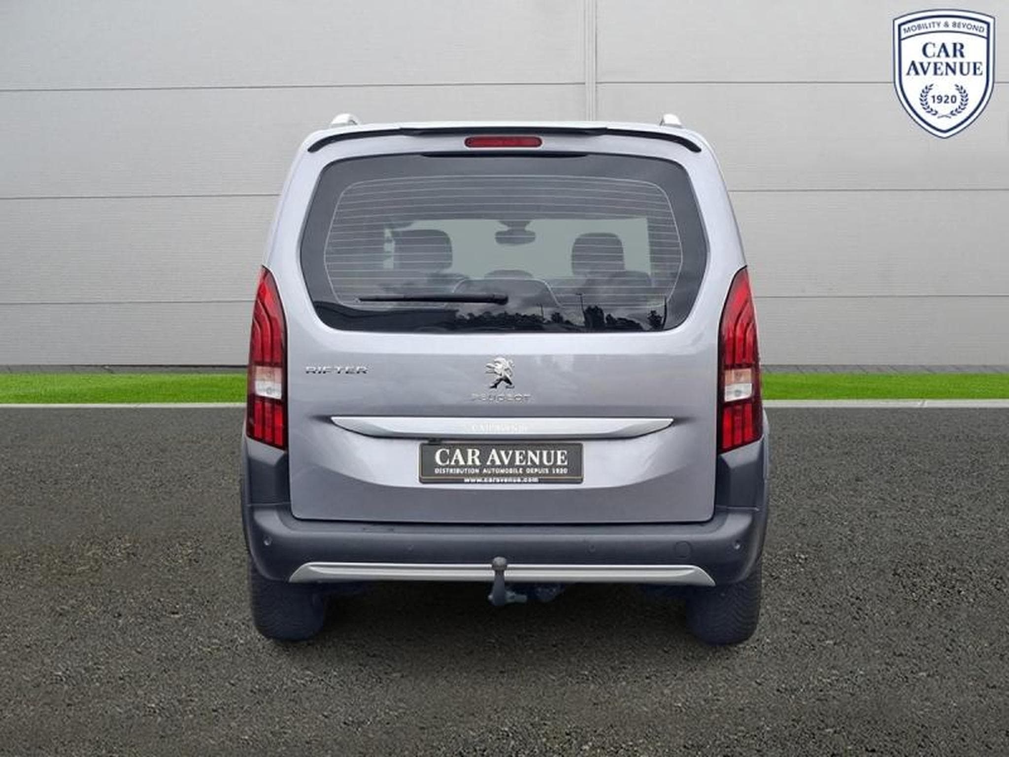 PEUGEOT Rifter 1.2 PureTech 130ch S&S Standard Allure Pack EAT8 (2021) - Photo 4