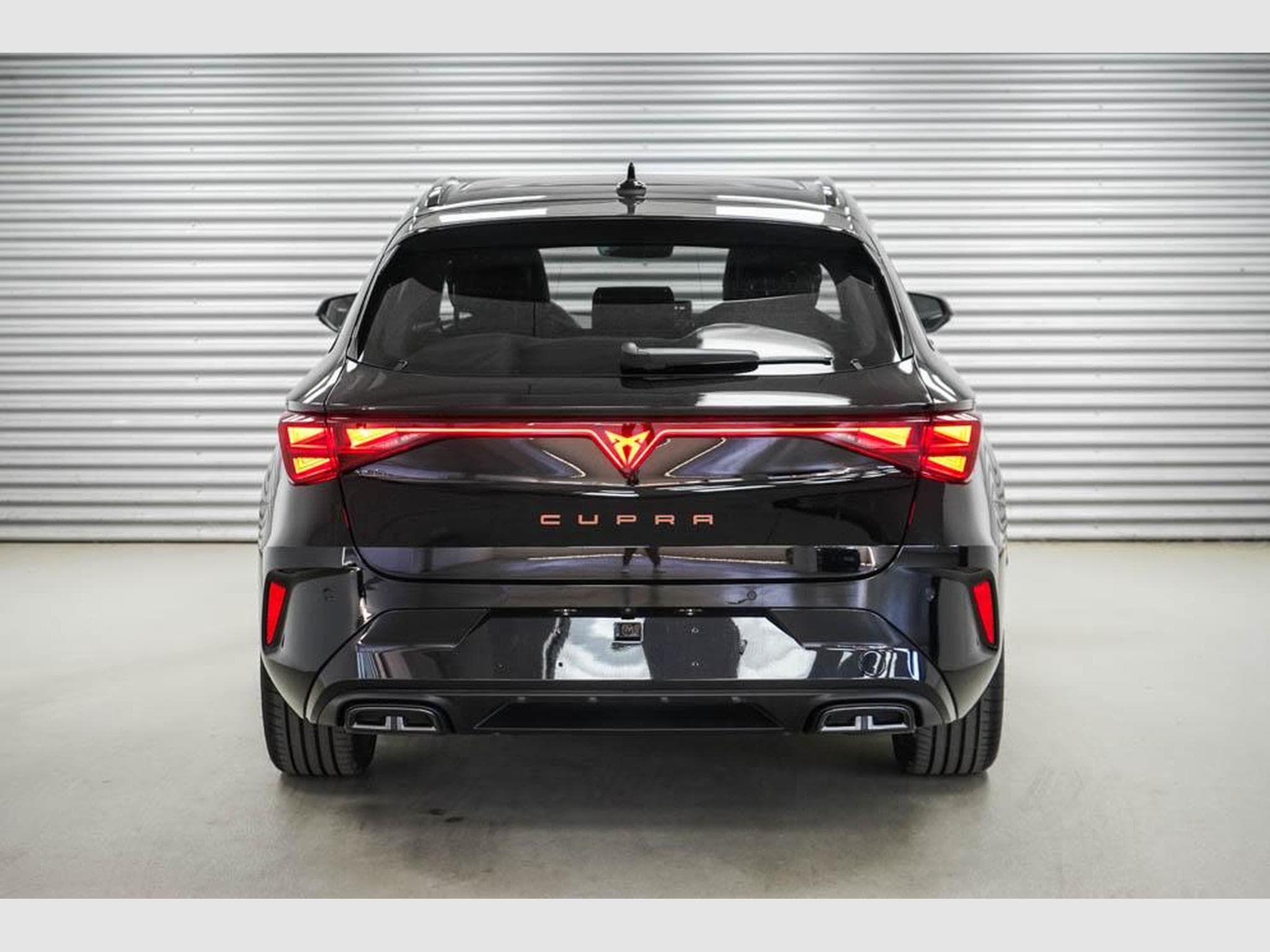 Cupra Leon ST 1,5 eTSI (2026) - Photo 4