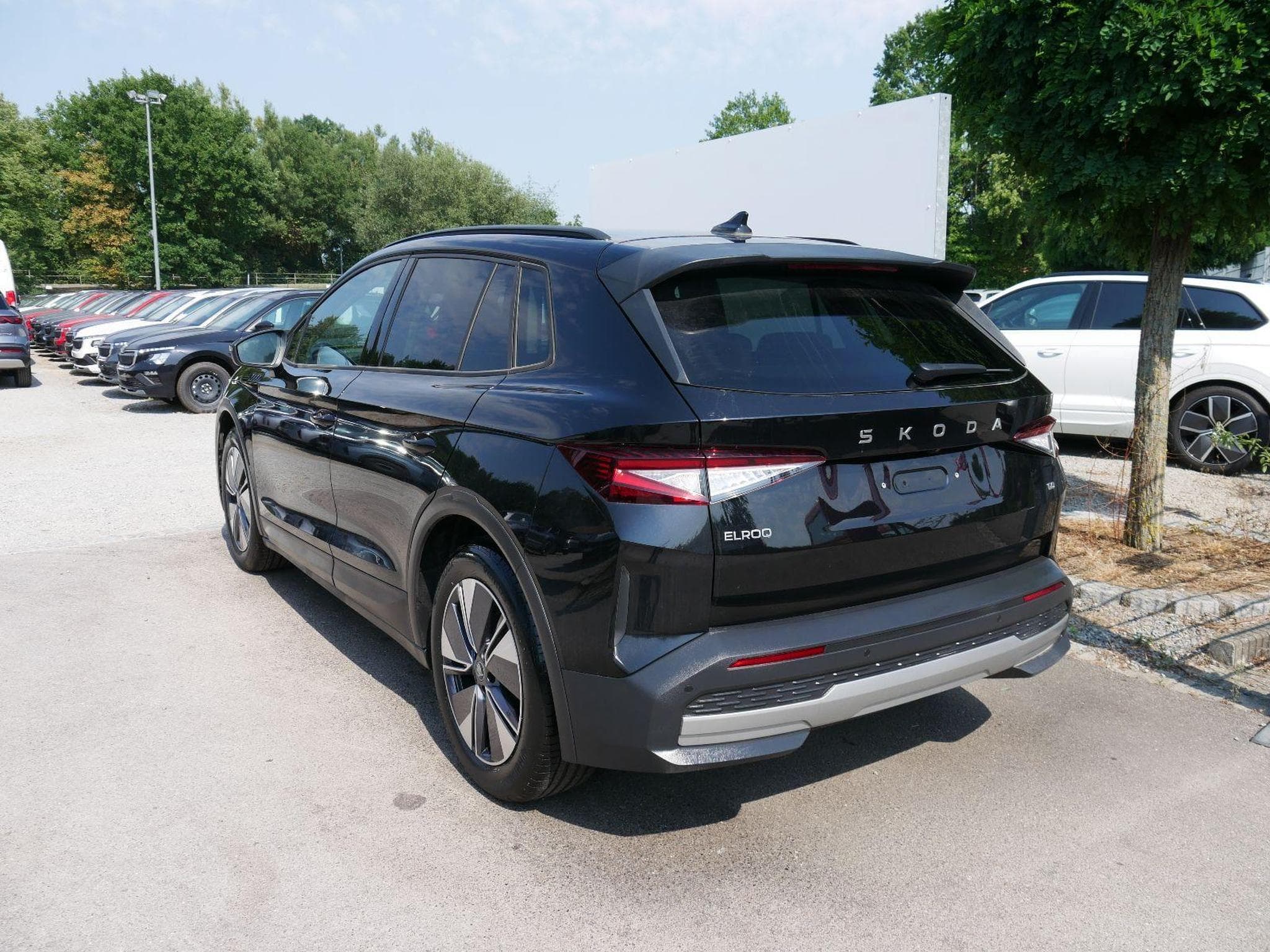 Skoda Elroq 60*ACC*PDC*LED*SHZ*KAMERA*TEMPOMAT*KLIMA*SMARTLINK*EL-HECKKL (2026) - Photo 5