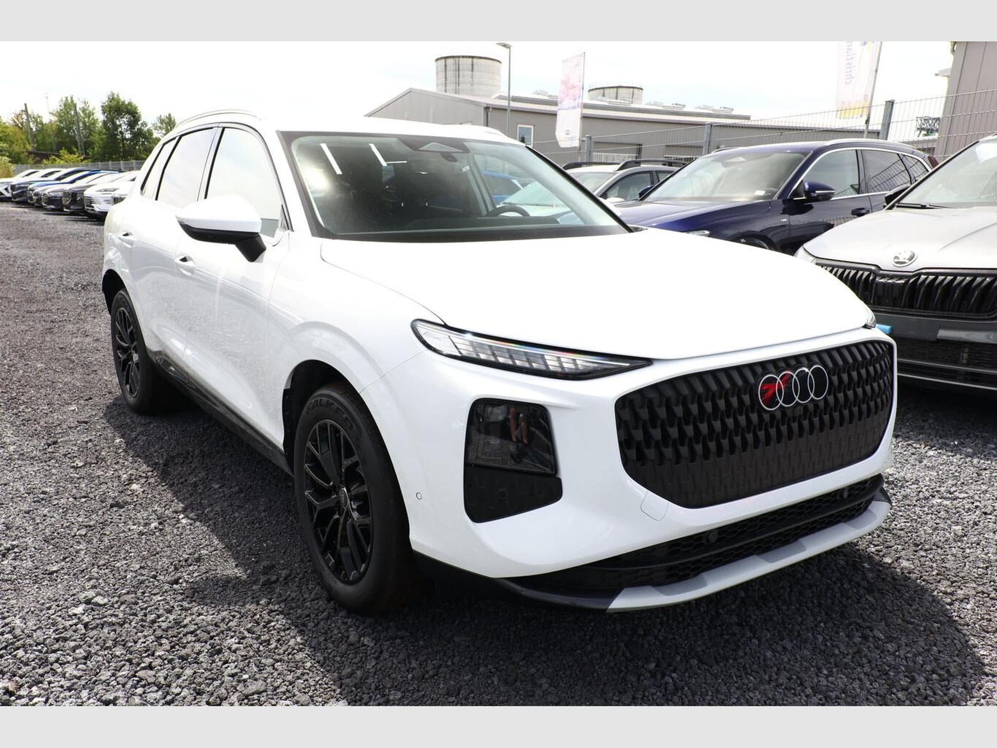 Audi Q3 Intense (2026) - Photo 2