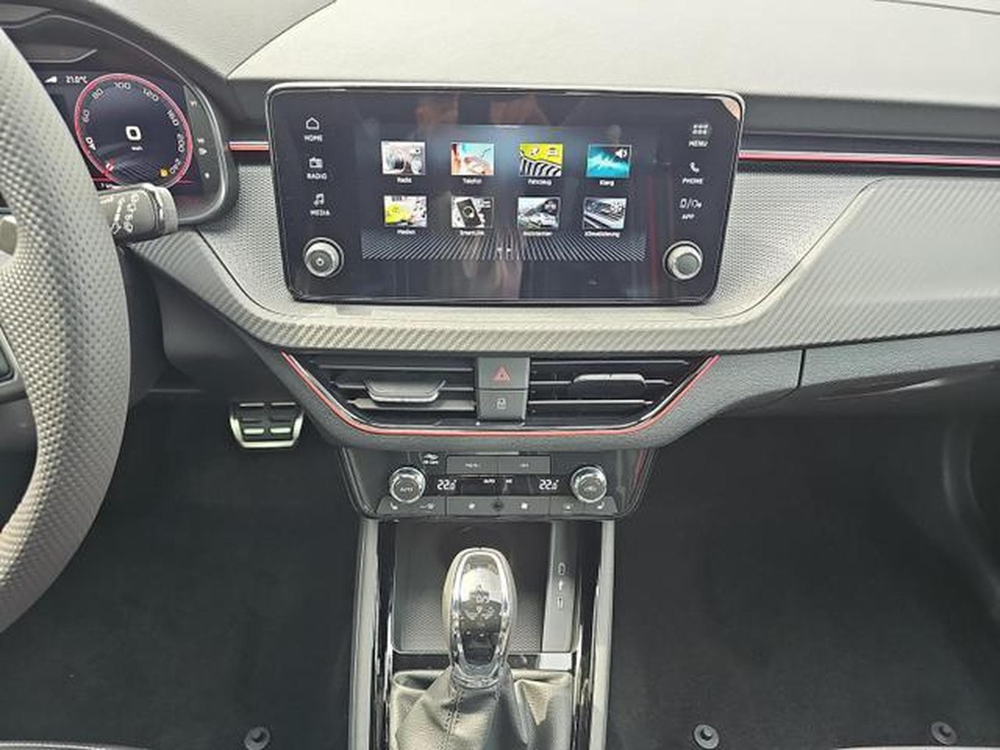 Skoda Scala Monte Carlo (2026) - Photo 12