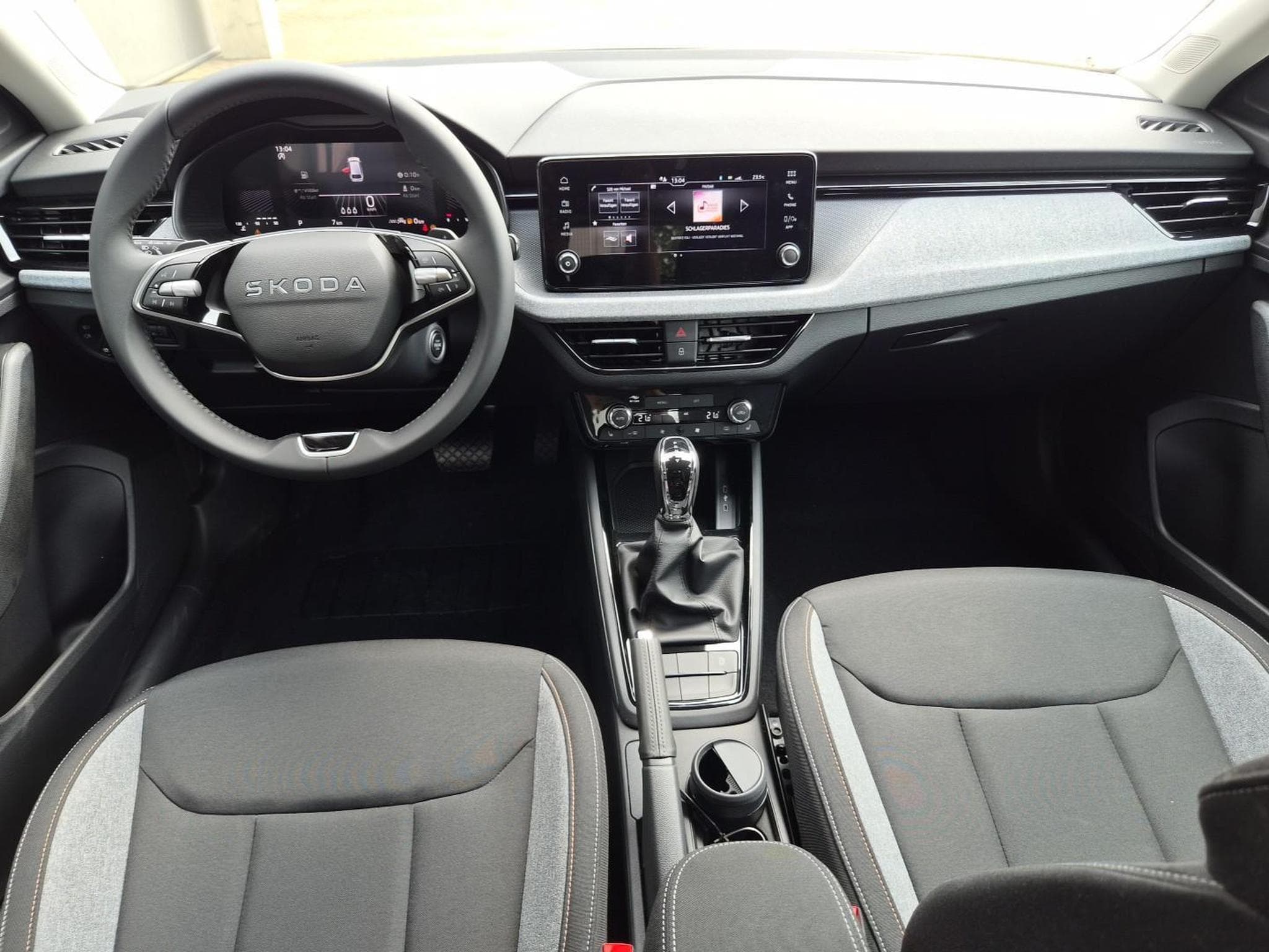 Skoda Scala 1.0 TSI 115PS (2026) - Photo 12