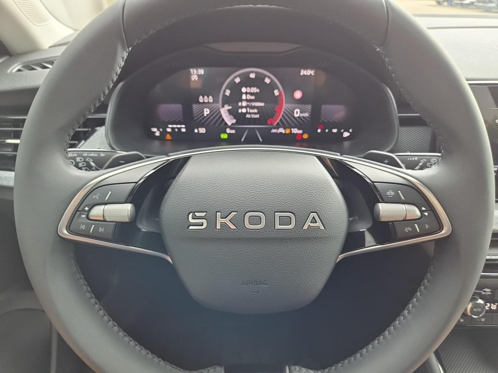 Skoda Scala 1.0 TSI 115PS (2026) - Photo 17