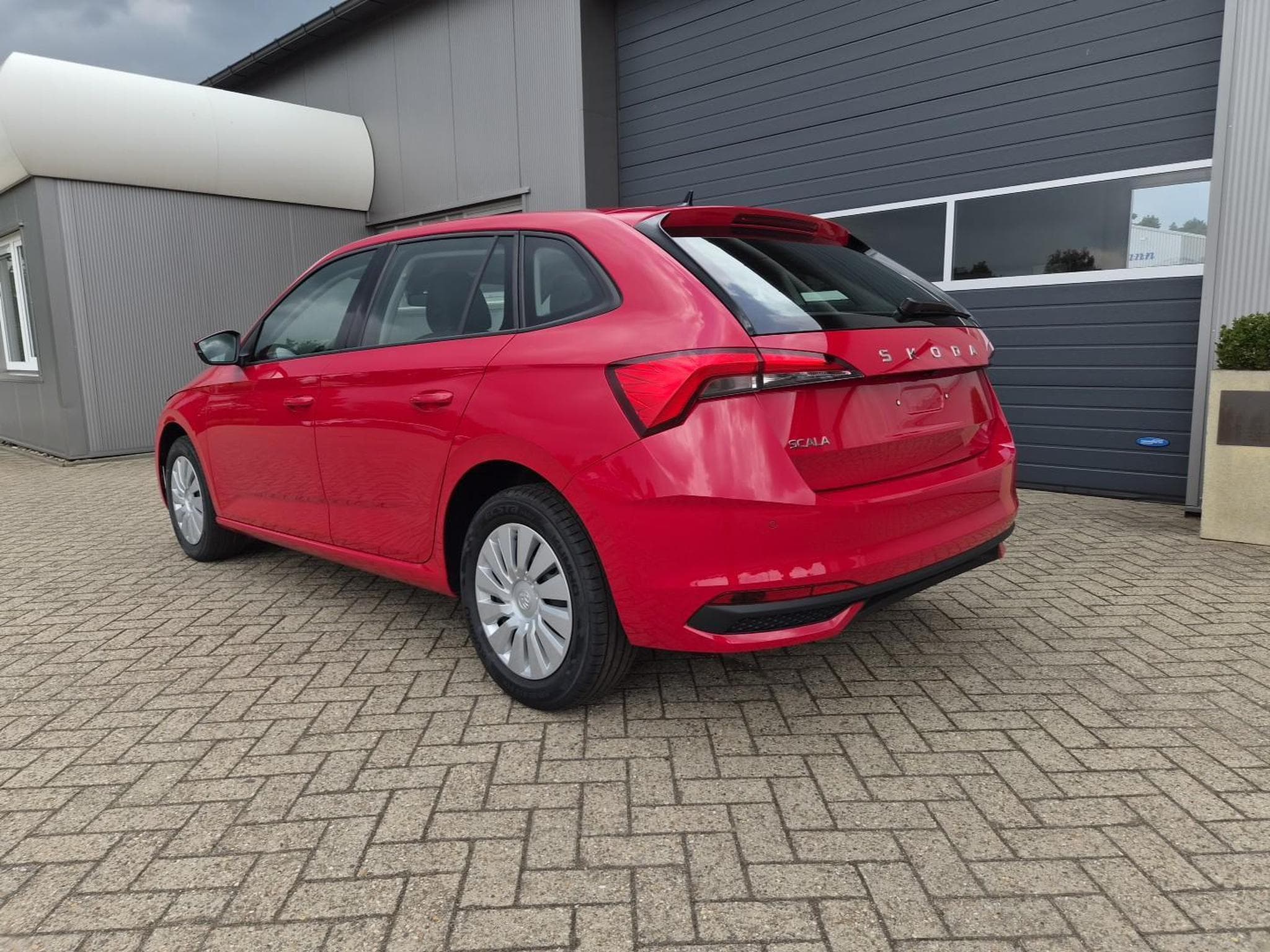 Skoda Scala 1.0 TSI 115PS (2026) - Photo 3