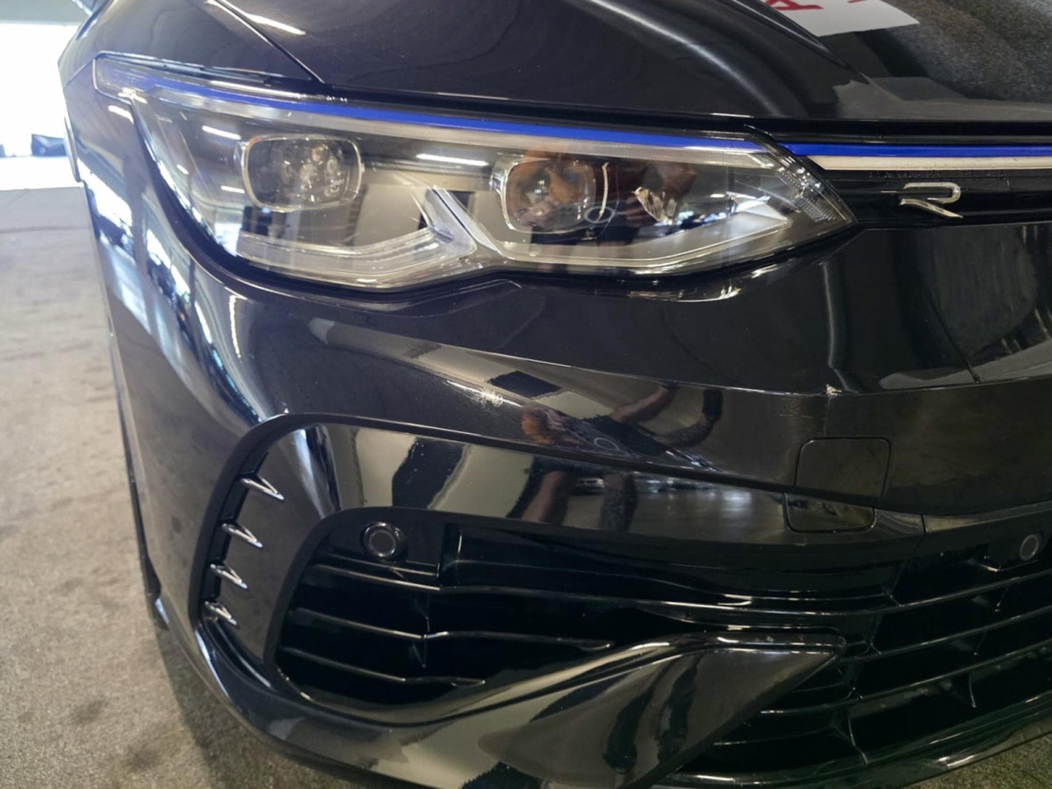 VW Golf R 2.0 TSI 320 4MOTION HARMAN KARDON IQ-LIGHT NAVI (2022) - Photo 12