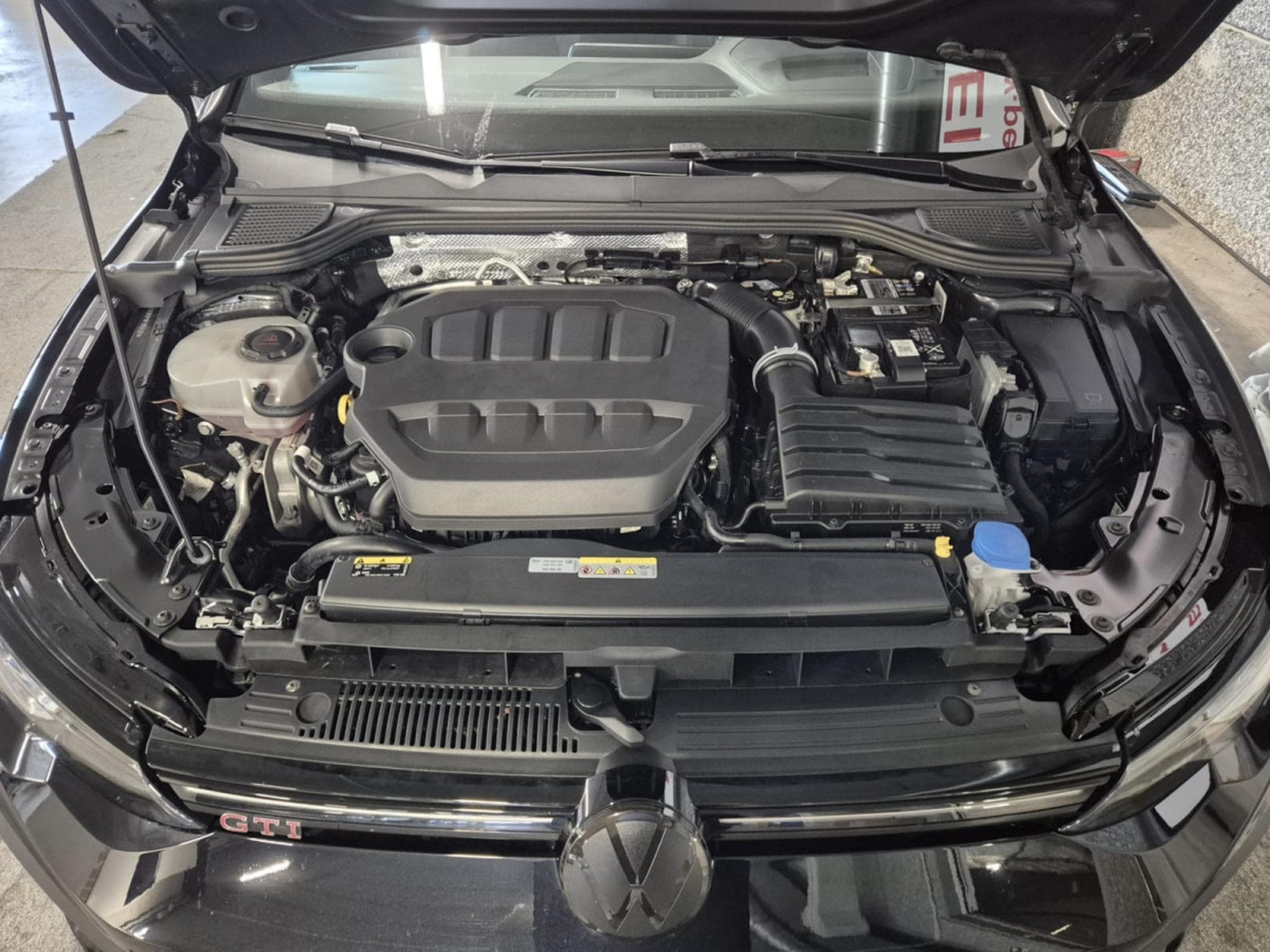 VW Golf GTI 2.0 TSI 300 CLUBSPORT BLACK STYLE HEAD UP HARMAN KARDON (2023) - Photo 14