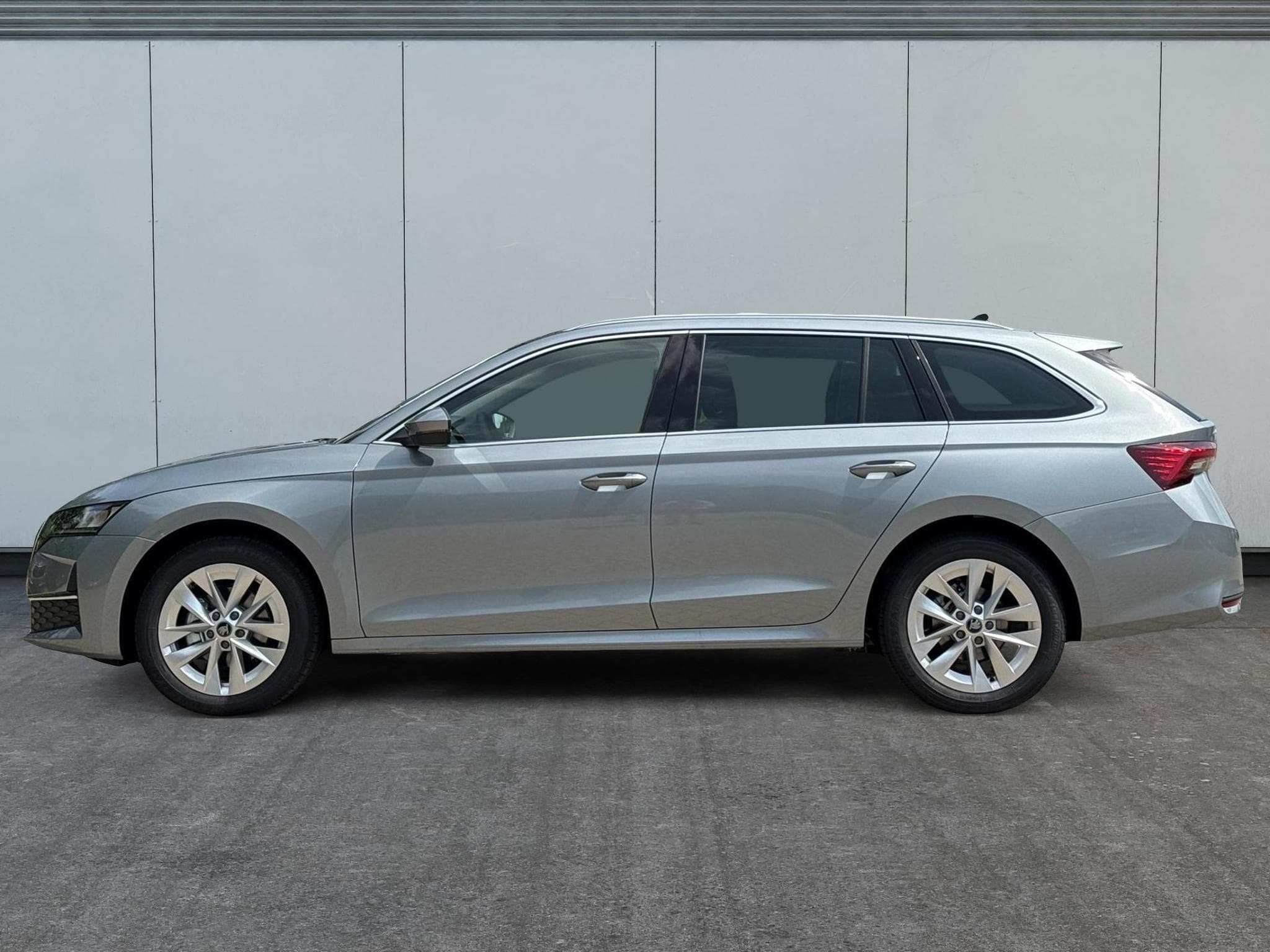 Skoda Octavia Selection (2026) - Photo 2