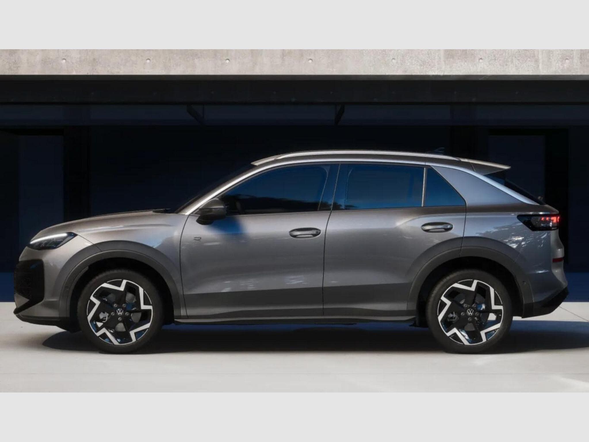 VW T-Roc R-Line (2026) - Photo 2