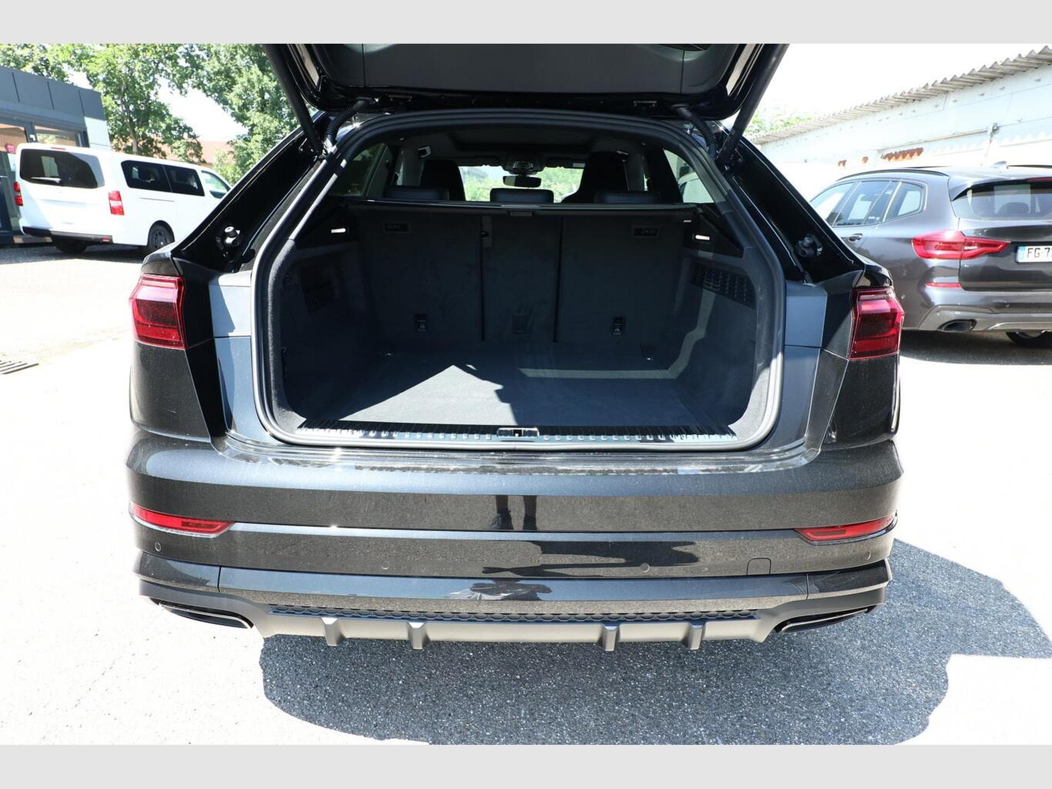 Audi Q8 S line (2026) - Photo 11