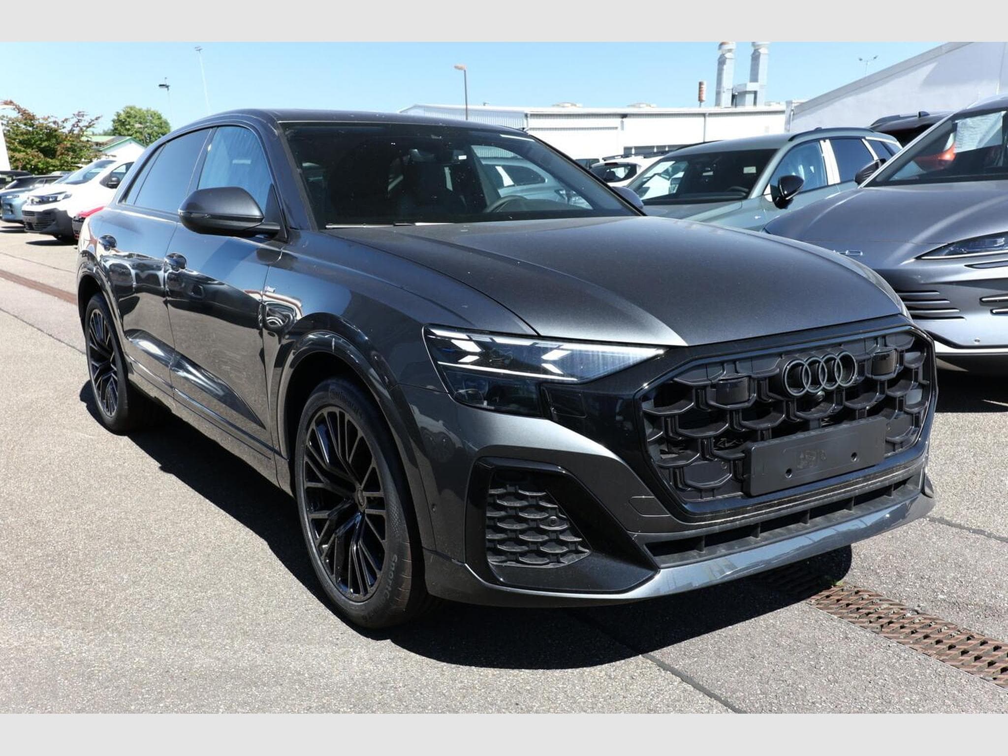 Audi Q8 S line (2026) - Photo 2