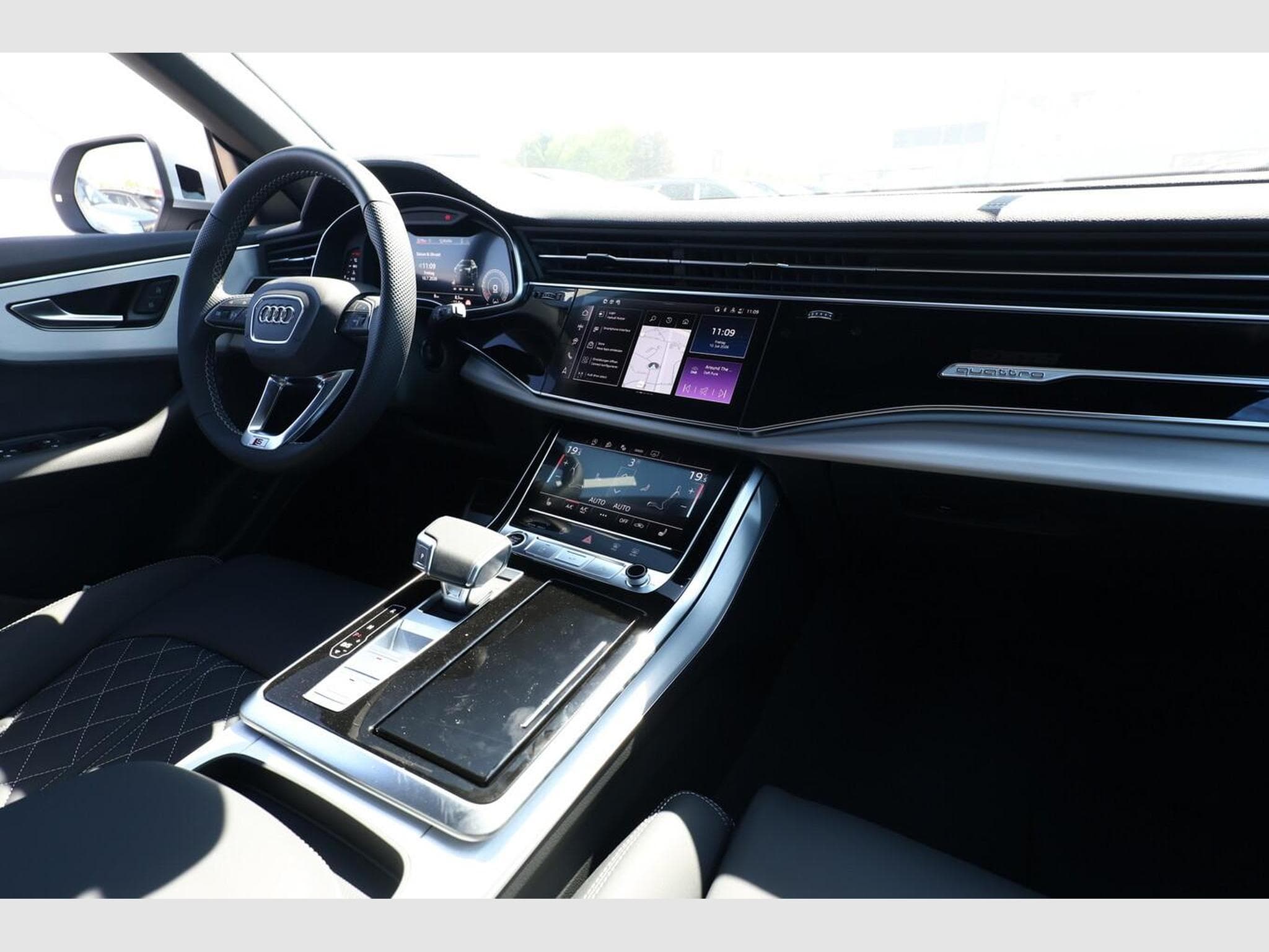 Audi Q8 S line (2026) - Photo 9