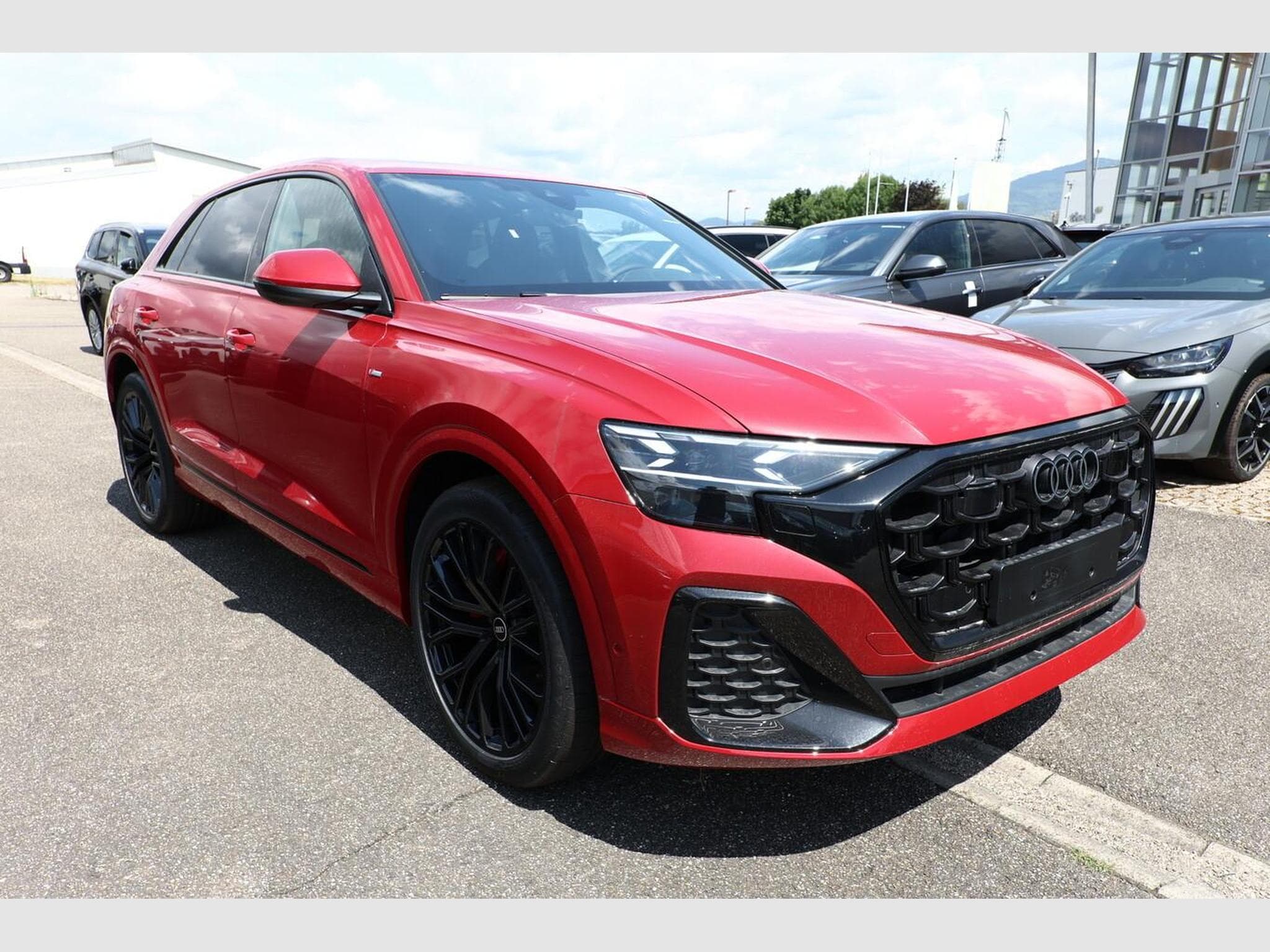 Audi Q8 S line (2026) - Photo 2