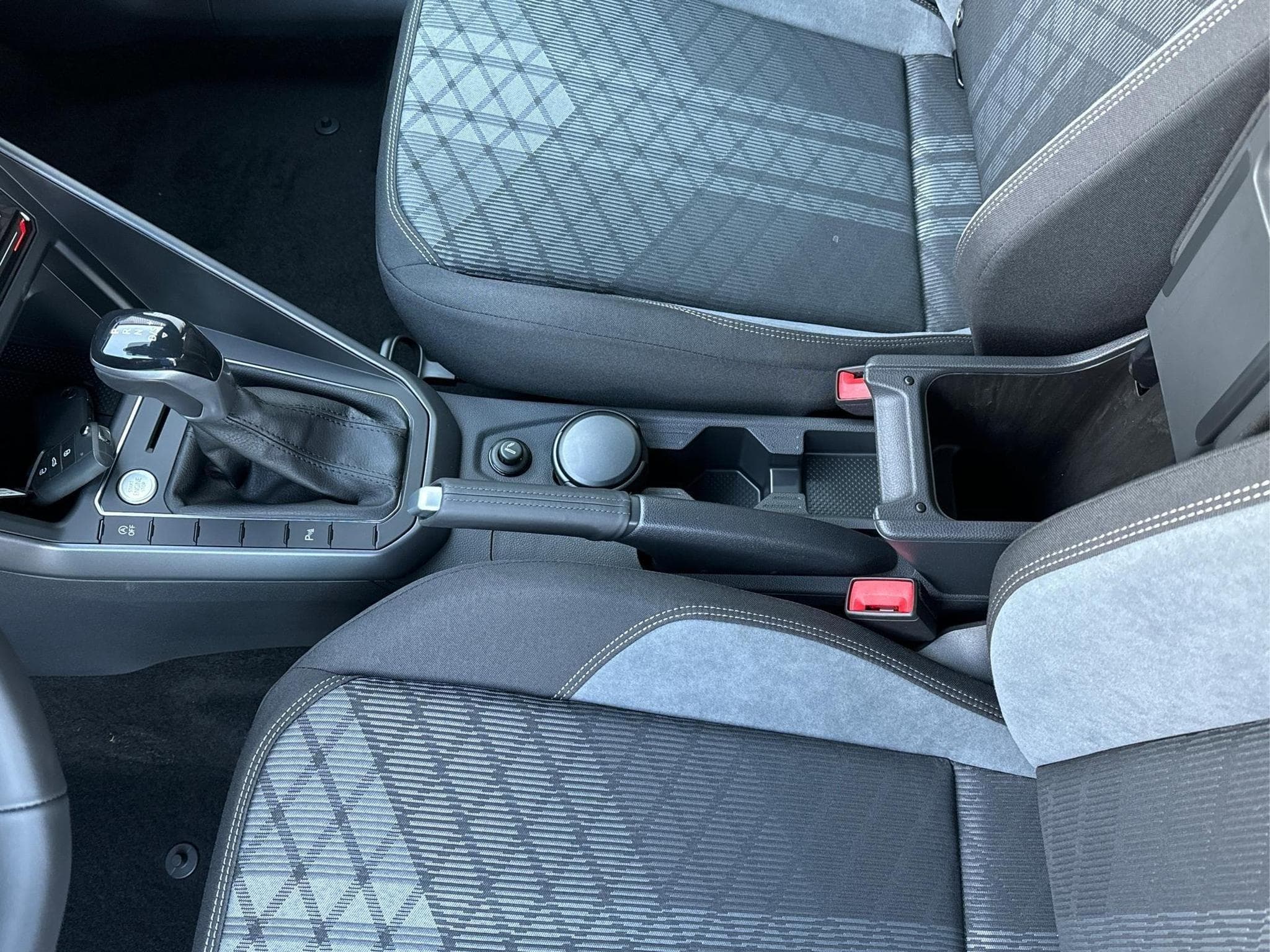 VW Taigo R-Line (2026) - Photo 13