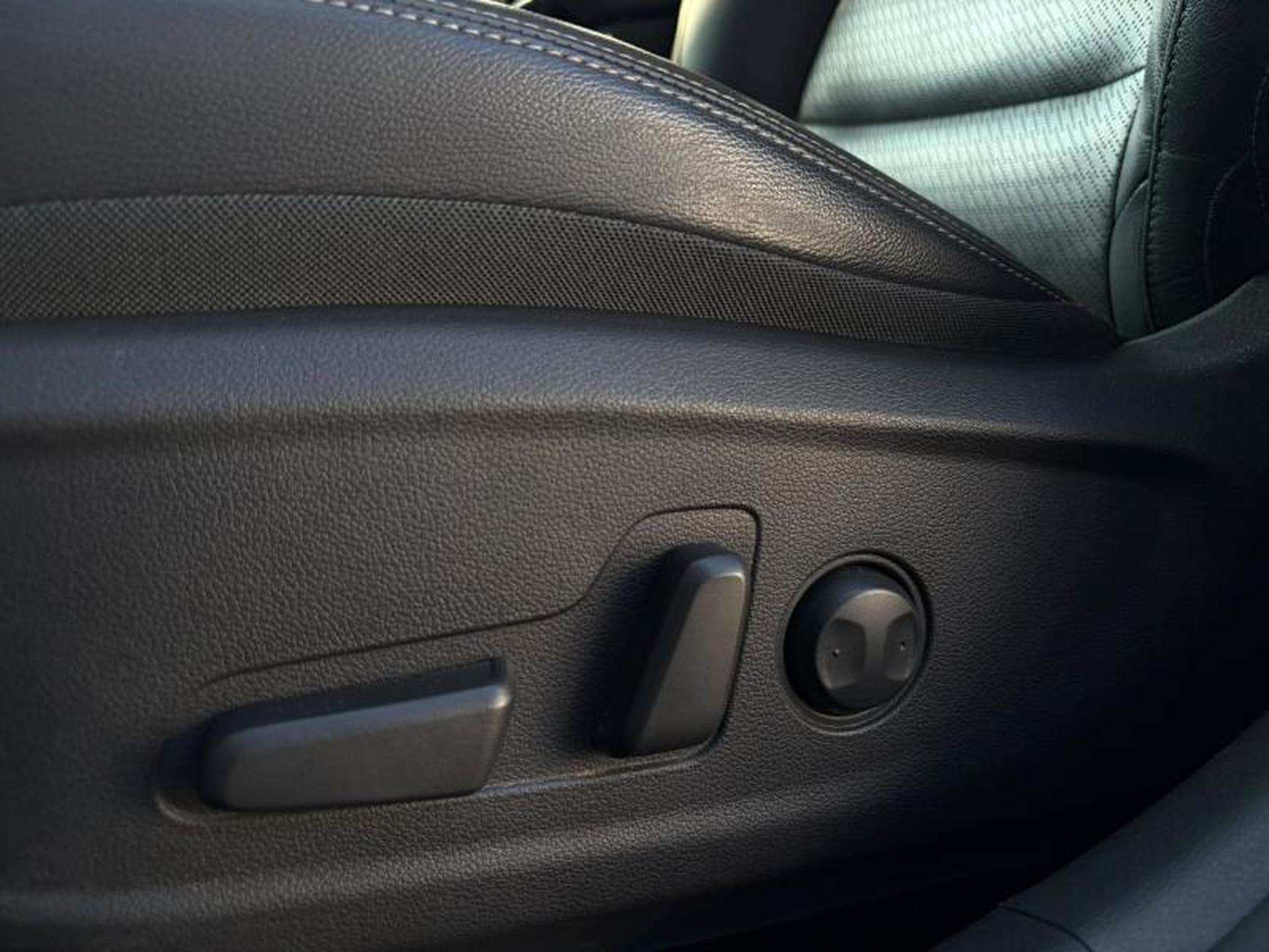 Hyundai Kona Apple CarPlay/ Sièges chauffants/ Volant chauffant/ ATH/ Cam (2018) - Photo 12