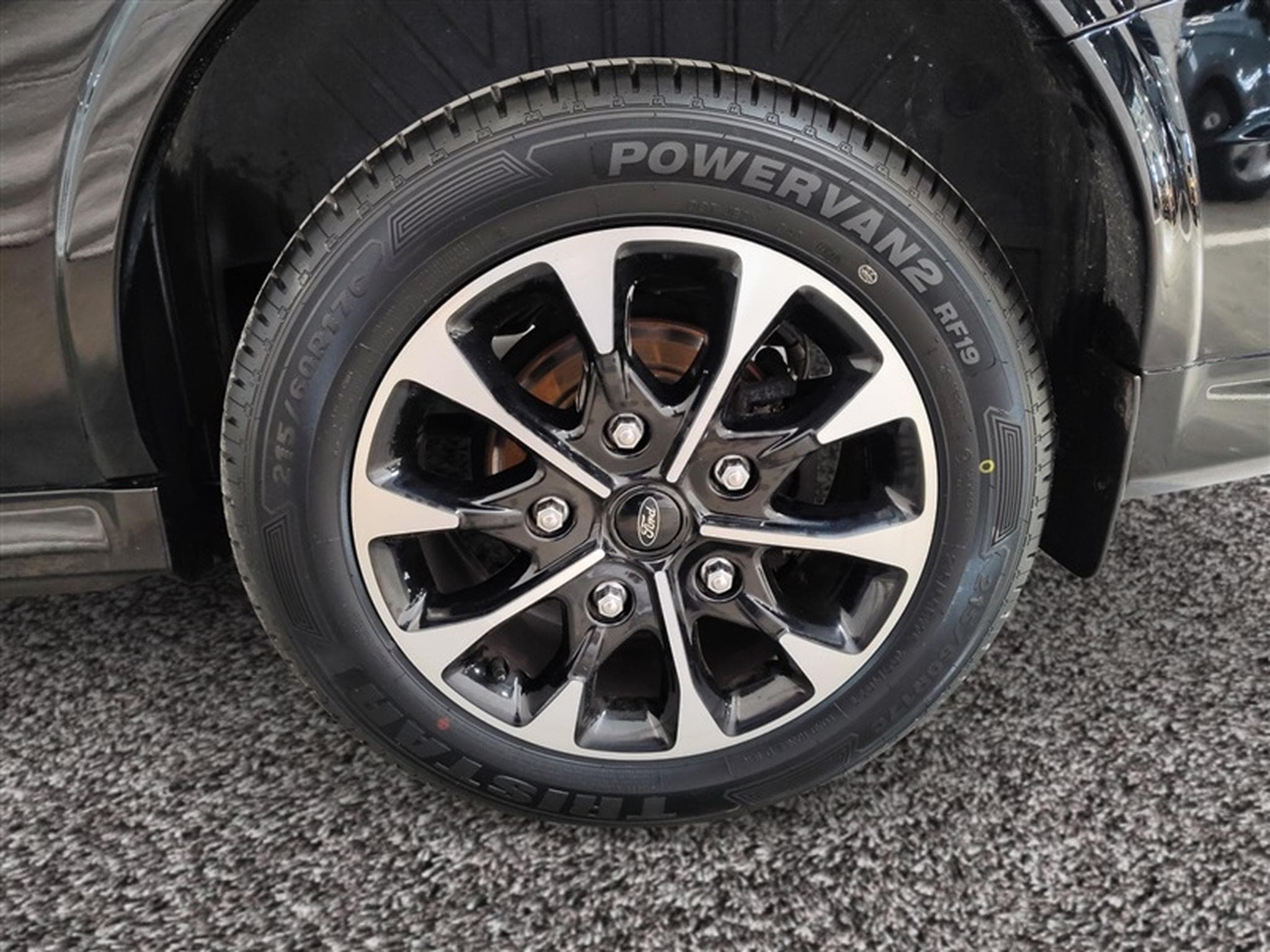 Ford Tourneo 2.0 TDCi L2H1 mHEV Sport S/S (EU6.2) (2020) - Photo 6