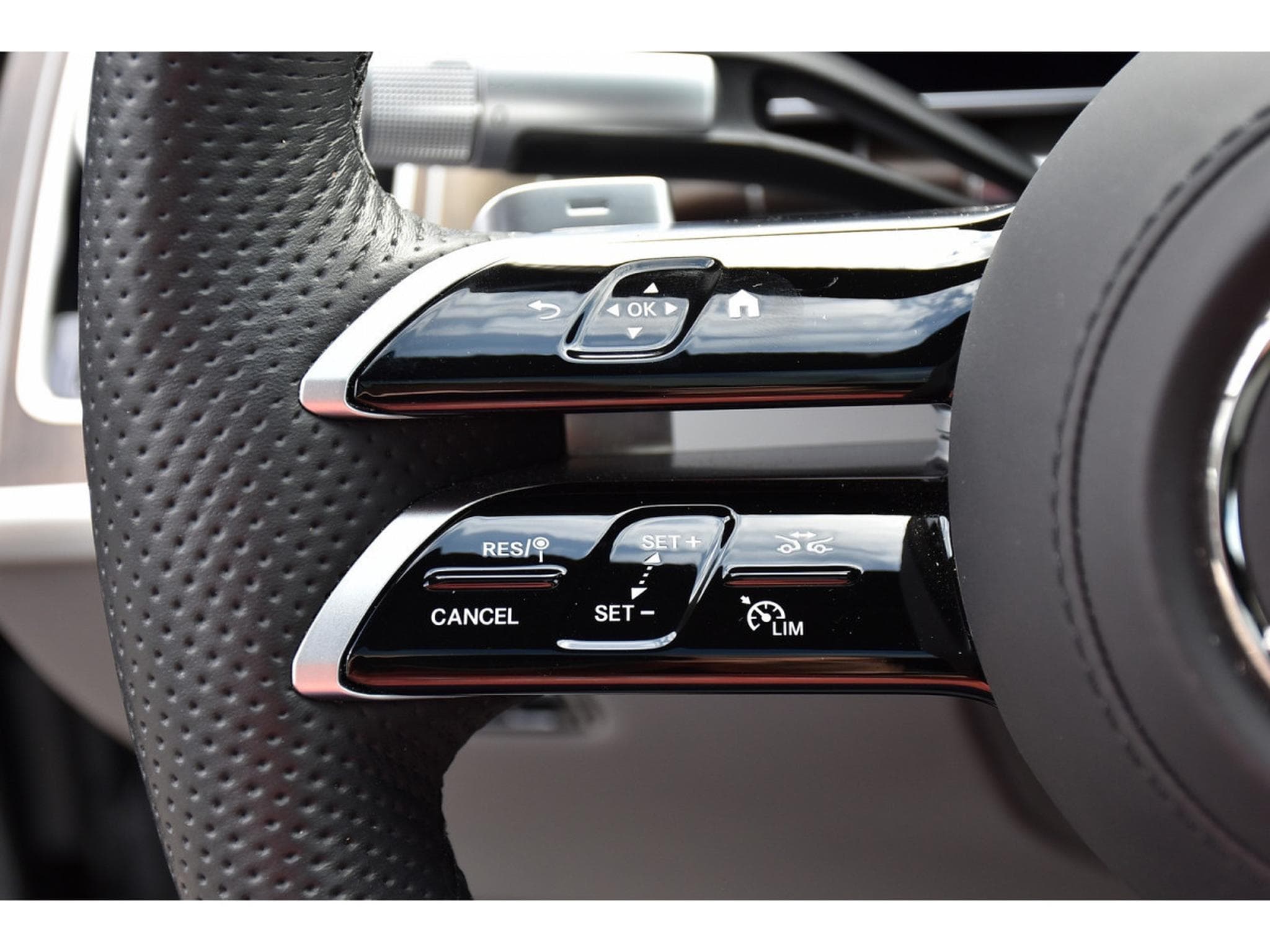 Mercedes S 450 L 4MATIC AMG Line FULL 1° MAIN (2025) - Photo 16