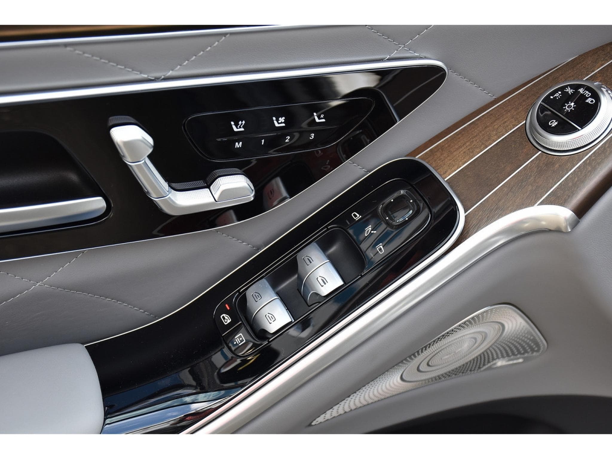 Mercedes S 450 L 4MATIC AMG Line FULL 1° MAIN (2025) - Photo 17